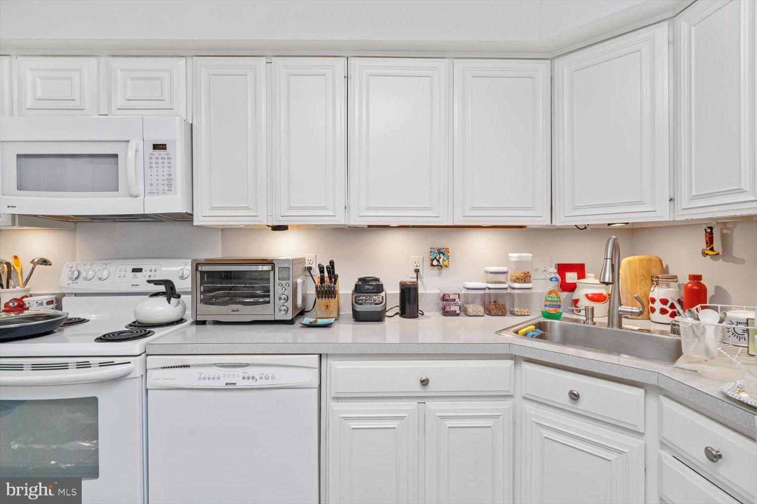 ANNEN WOODS - Residential