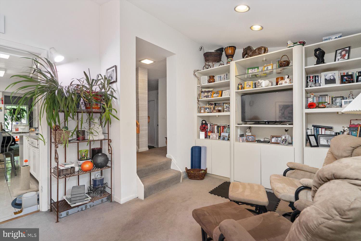 ANNEN WOODS - Residential