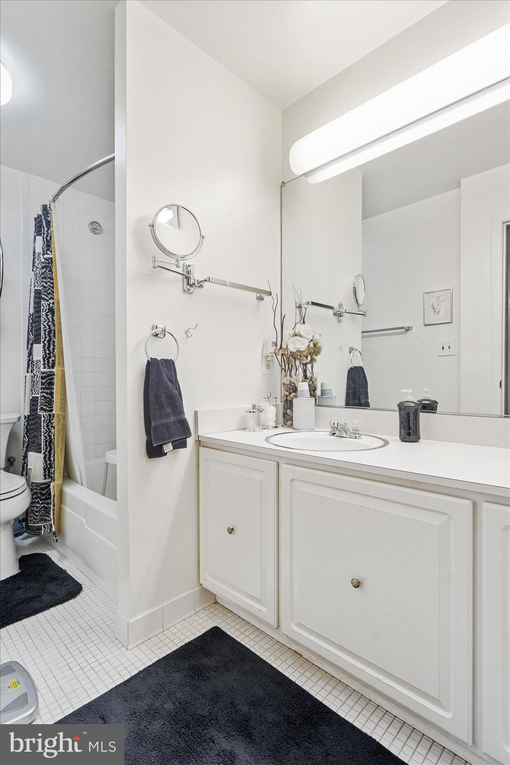 ANNEN WOODS - Residential