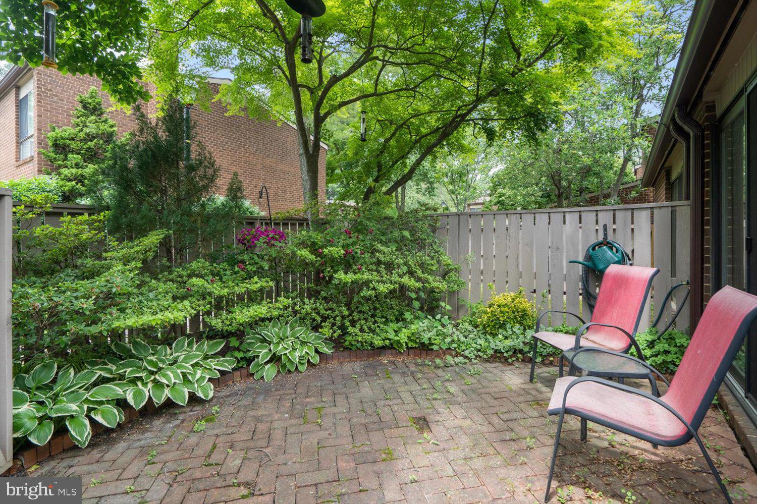 ANNEN WOODS - Residential