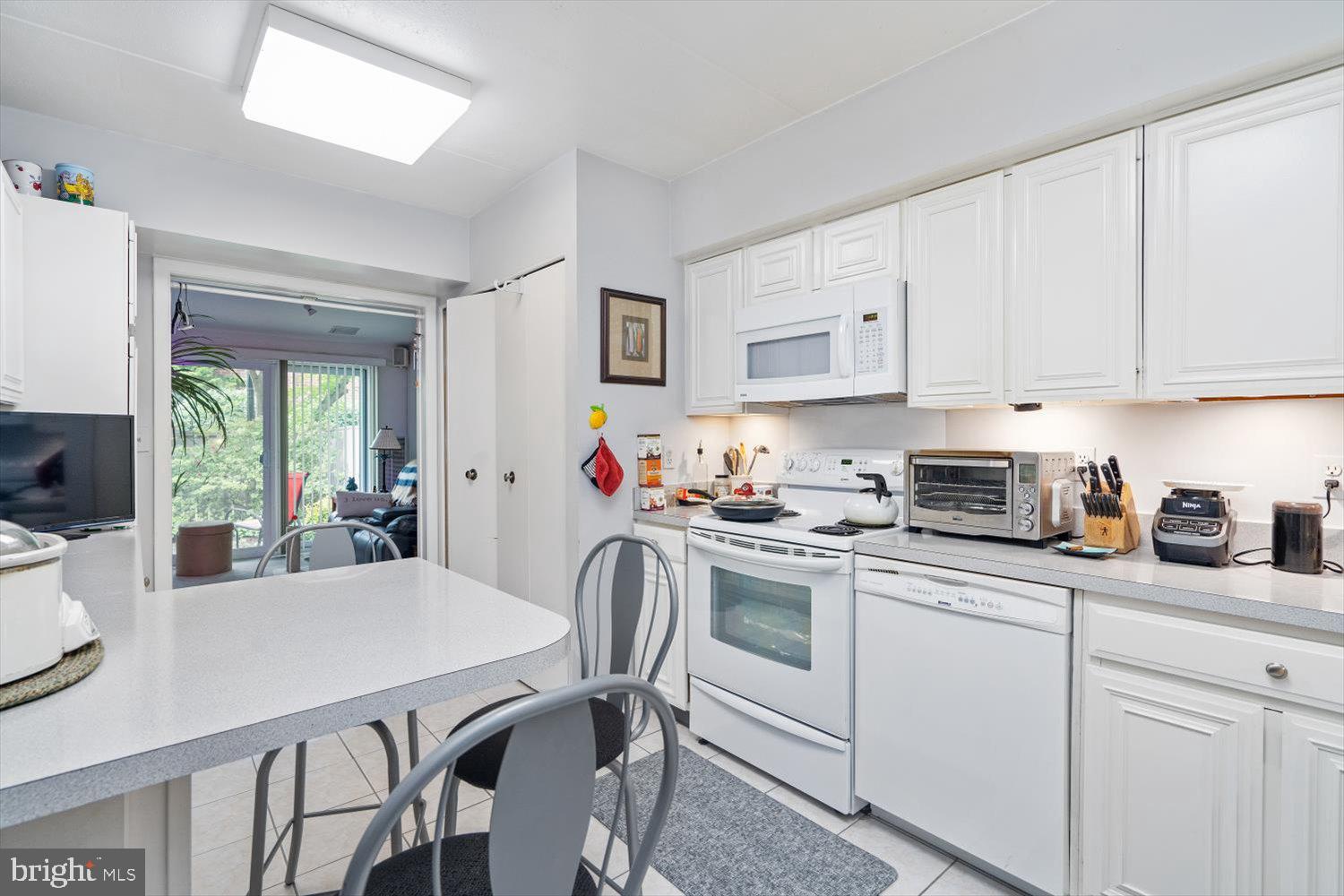 ANNEN WOODS - Residential