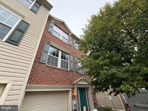 Townhouse For Rent - 7234 Maidstone Place #238<br/> ELKRIDGE, MD 21075