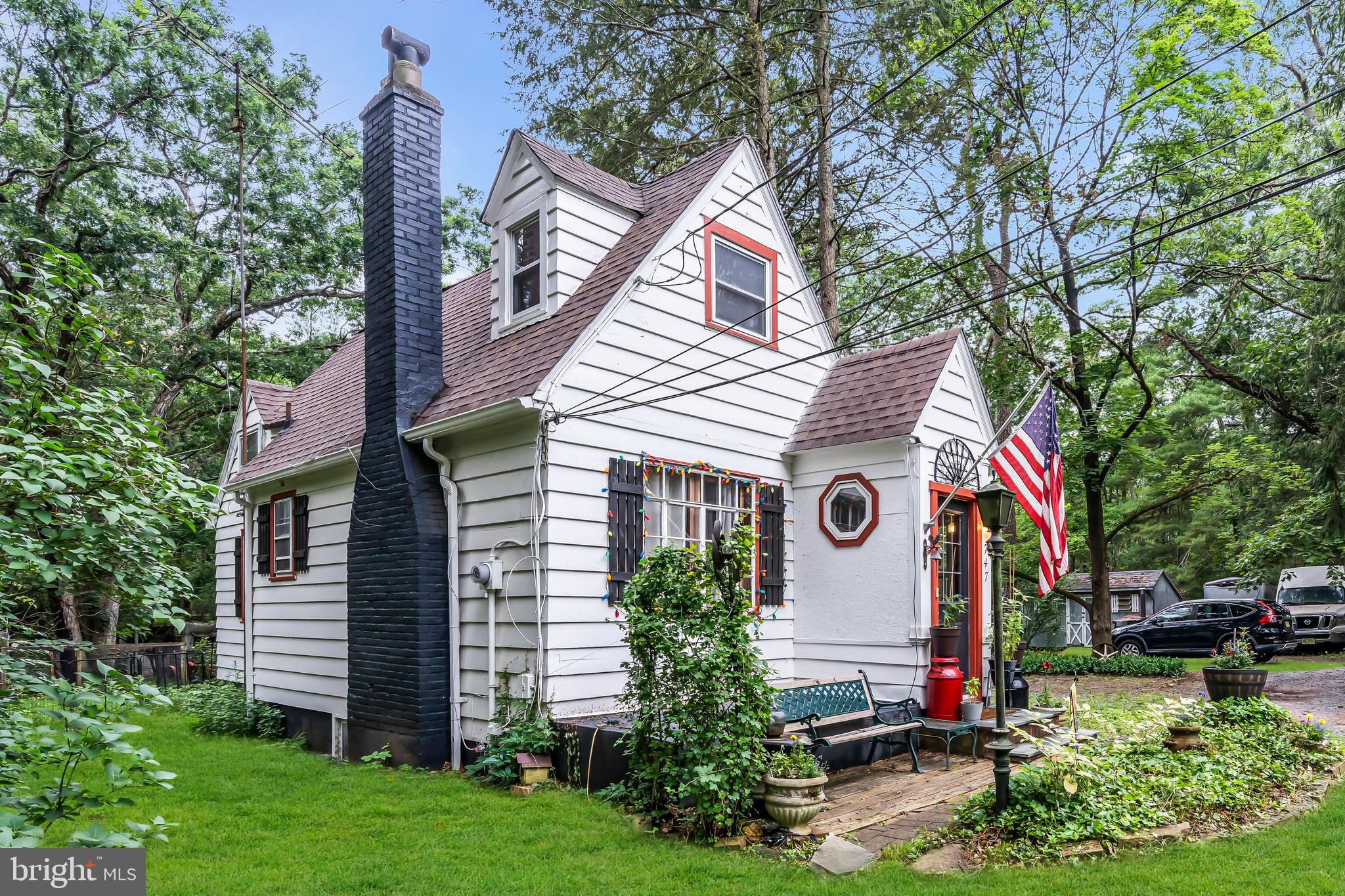 747 W VETERANS HIGHWAY