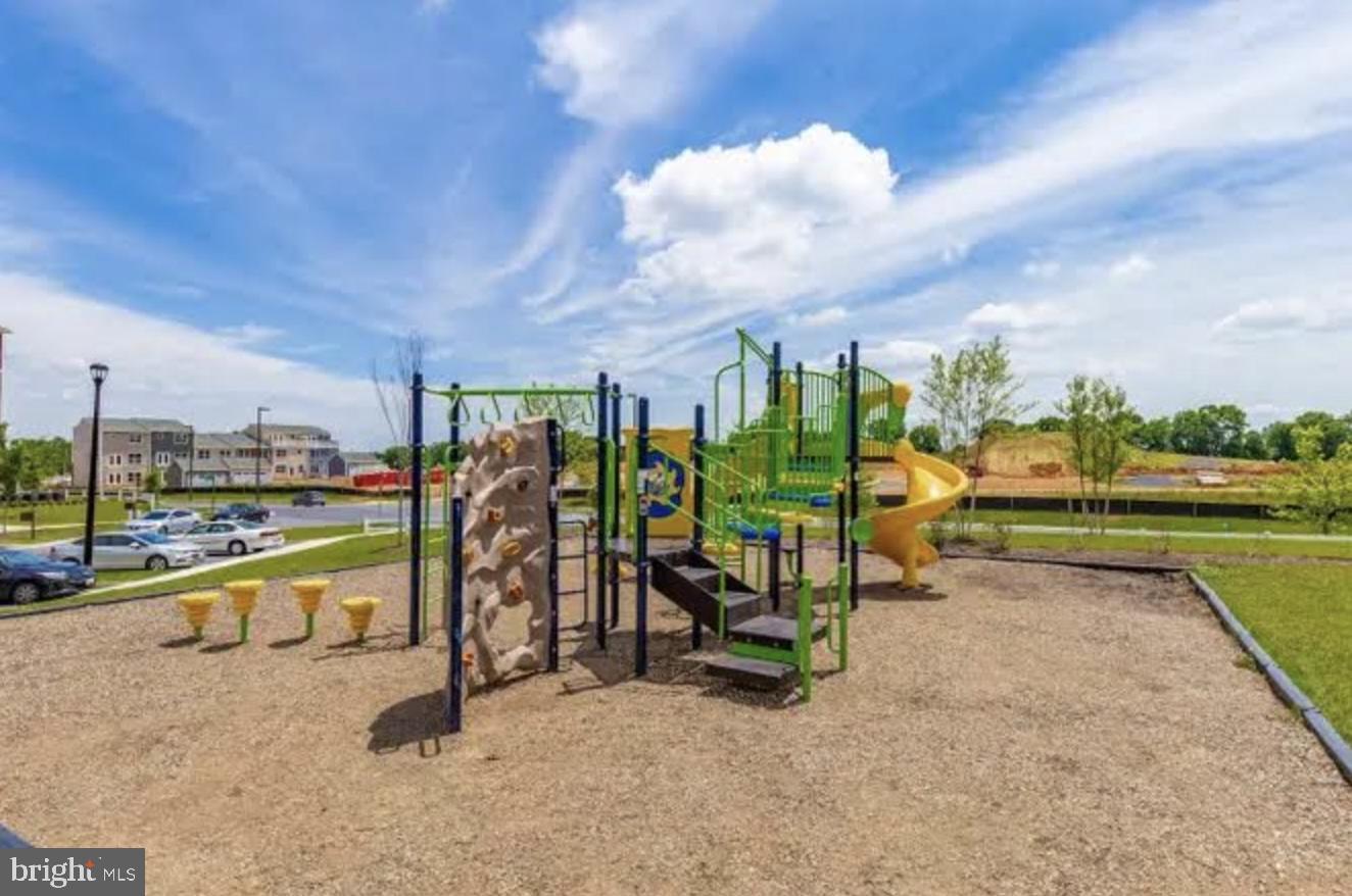 GAMBRILL VIEW - Residential