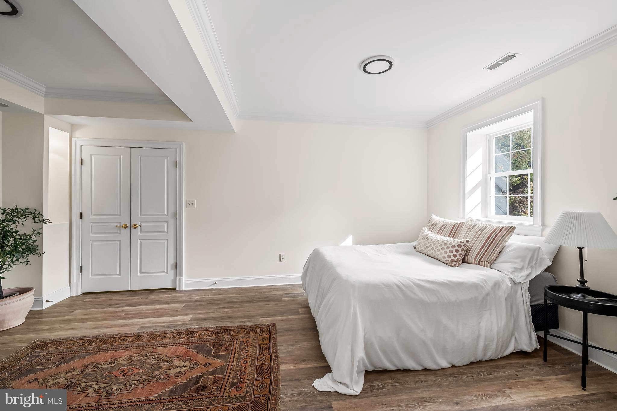 RIVER DOWNS - Residential