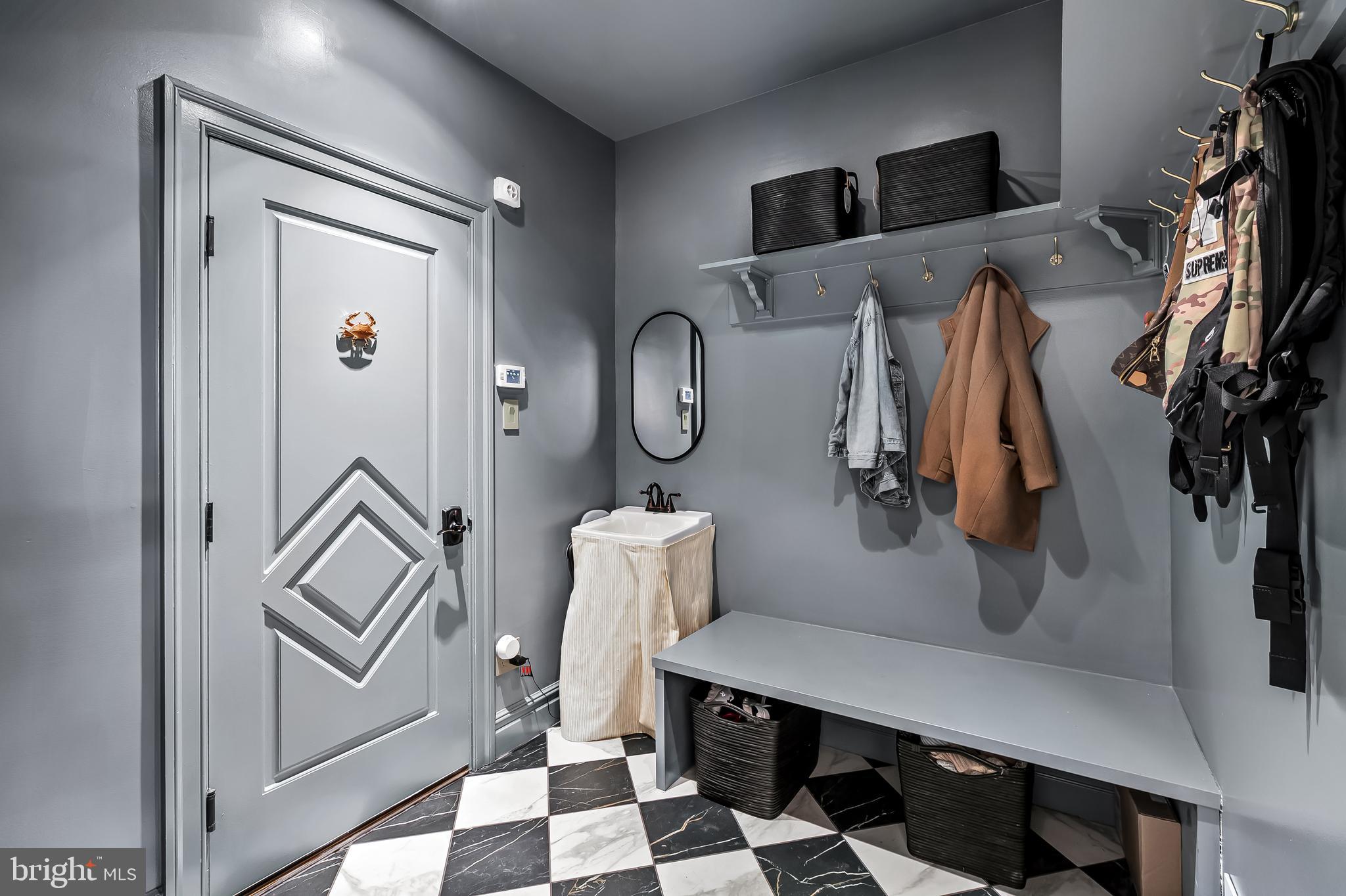 RIVER DOWNS - Residential