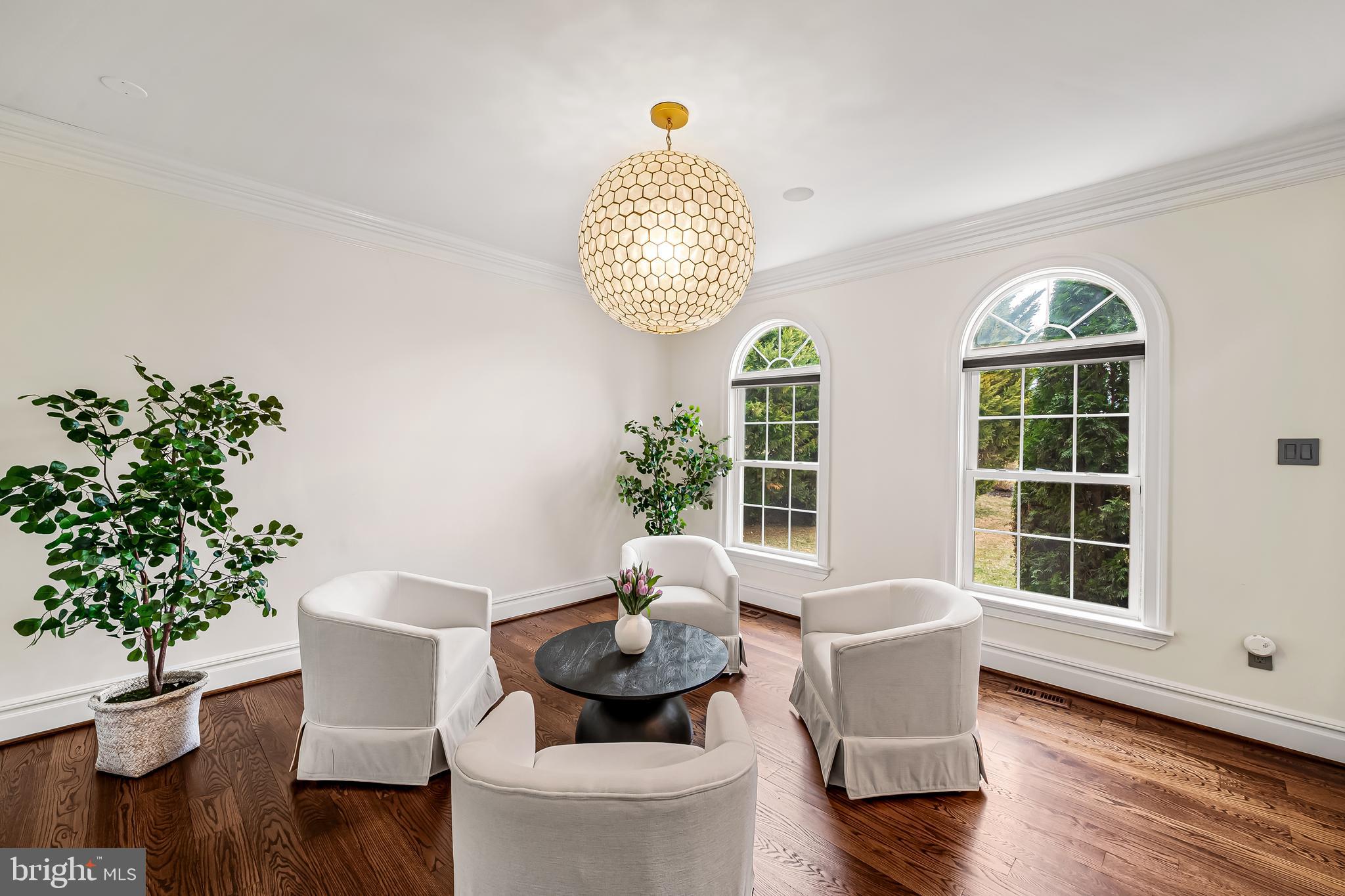 RIVER DOWNS - Residential