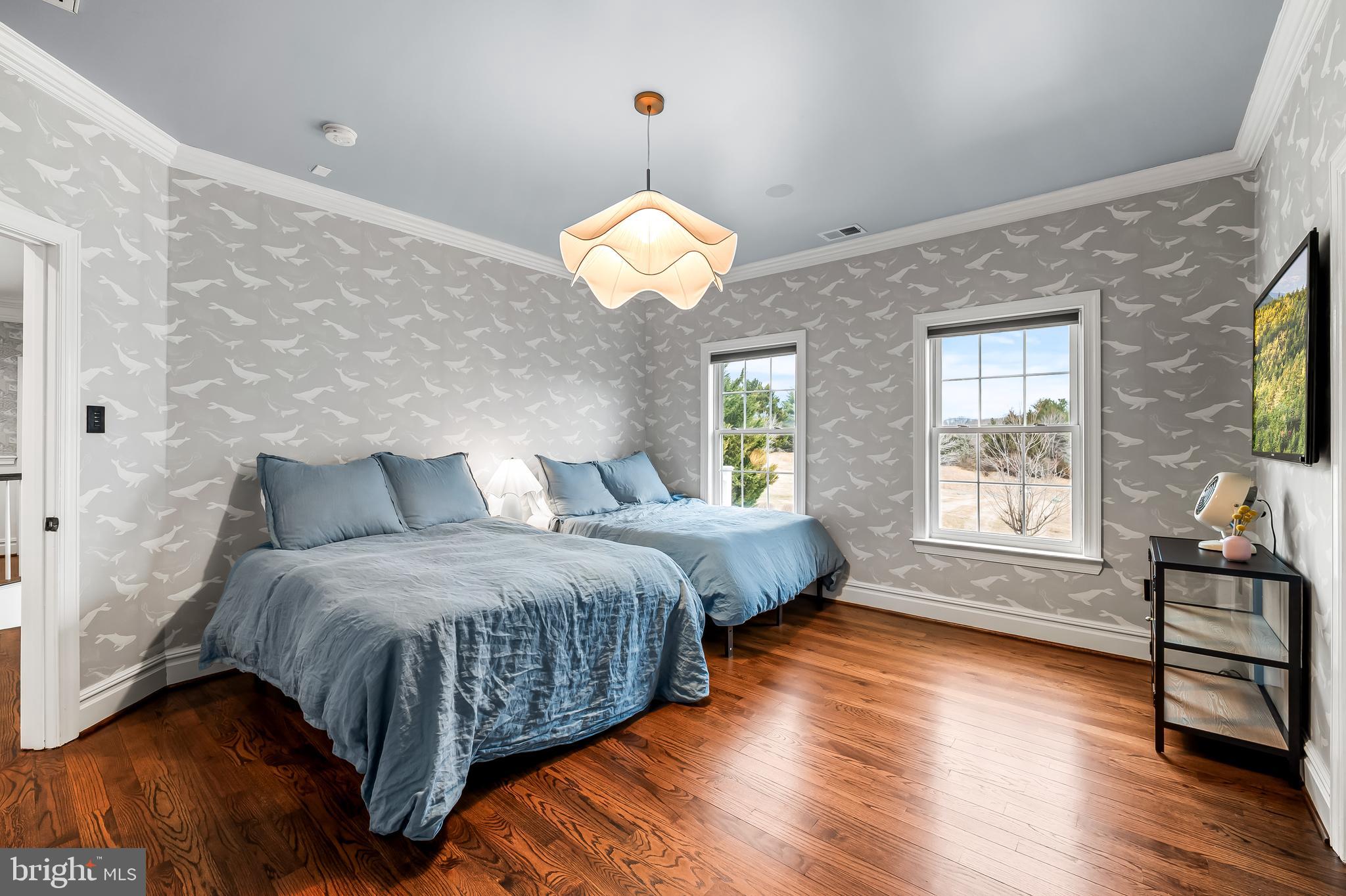 RIVER DOWNS - Residential