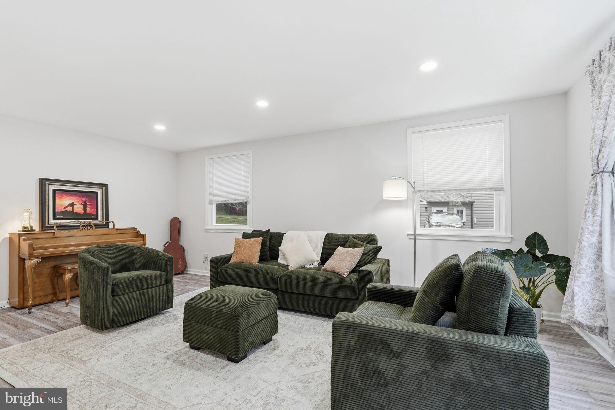 121 TREVOSE ROAD