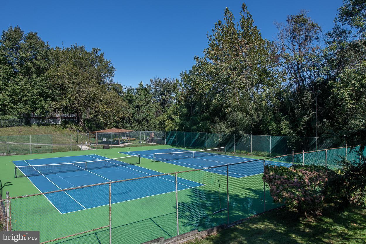 OAK HILL - Residential Lease