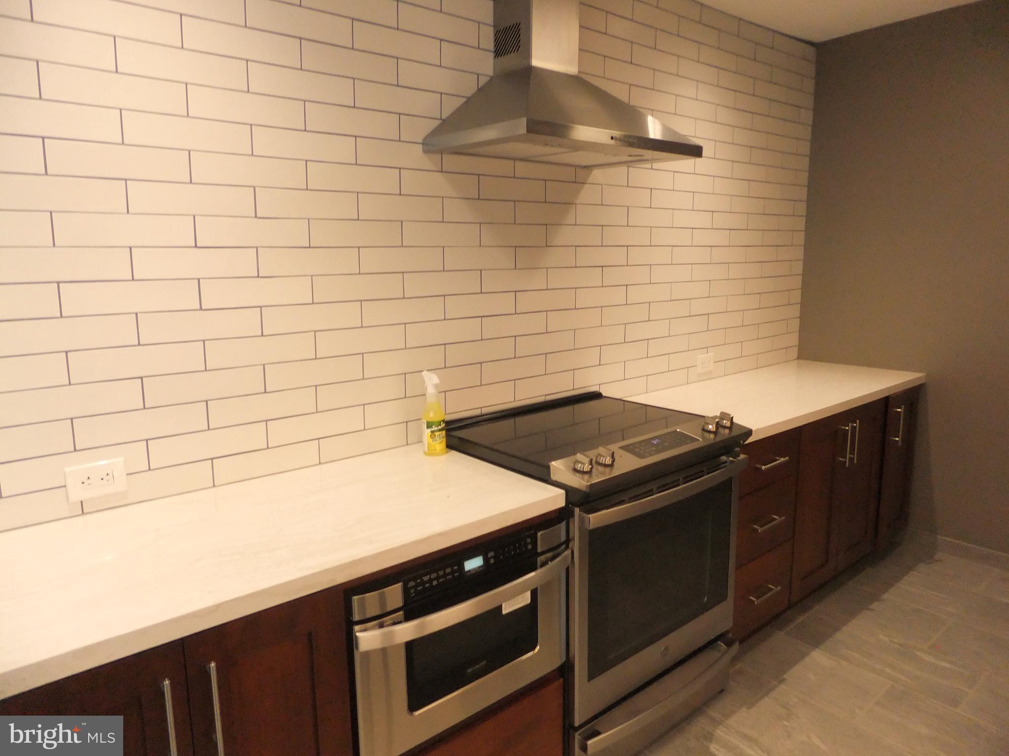 OAK HILL - Residential Lease