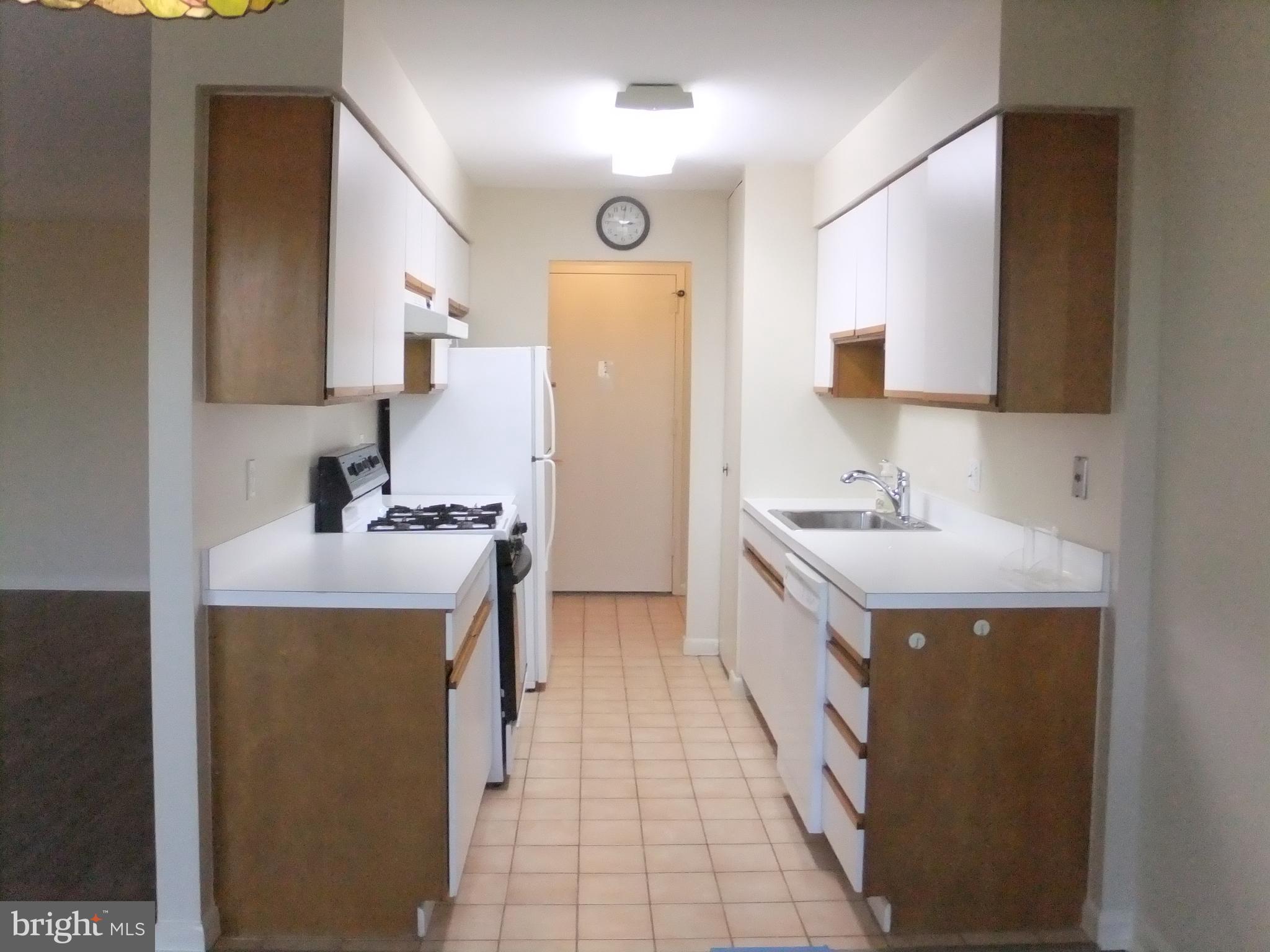 OAK HILL - Residential Lease