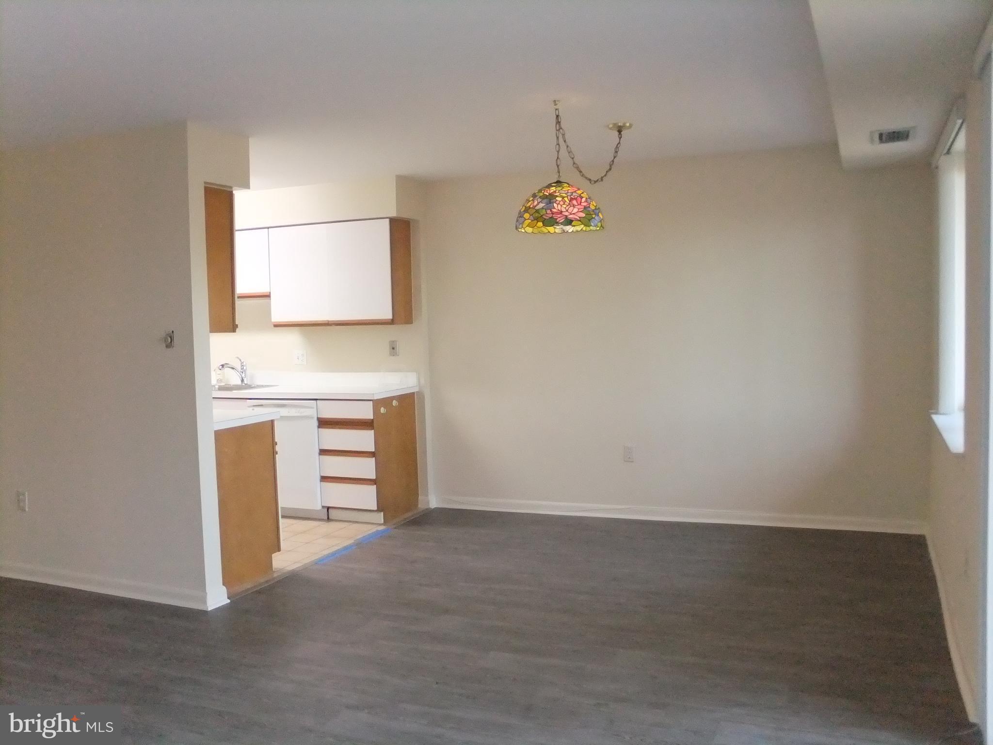 OAK HILL - Residential Lease