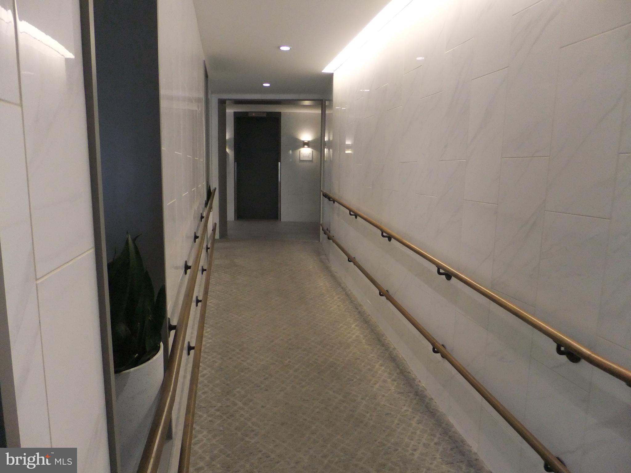 OAK HILL - Residential Lease