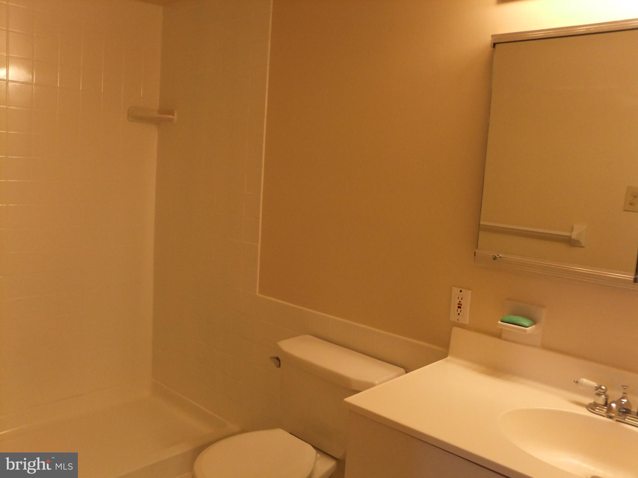 OAK HILL - Residential Lease