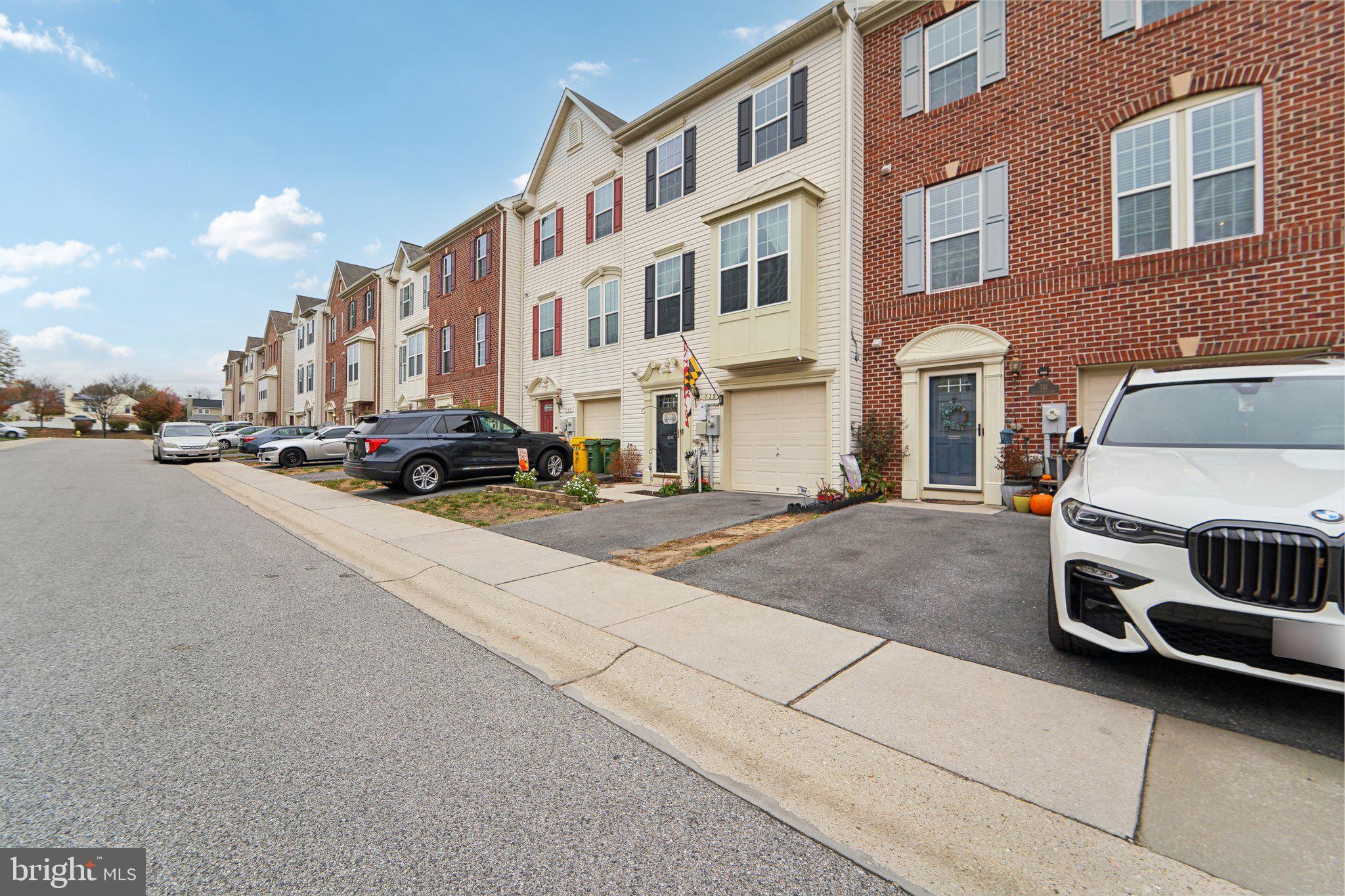 PINE RIDGE CROSSING - Residential