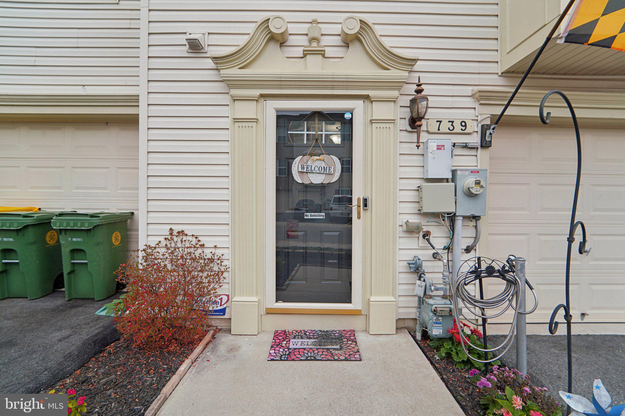 PINE RIDGE CROSSING - Residential