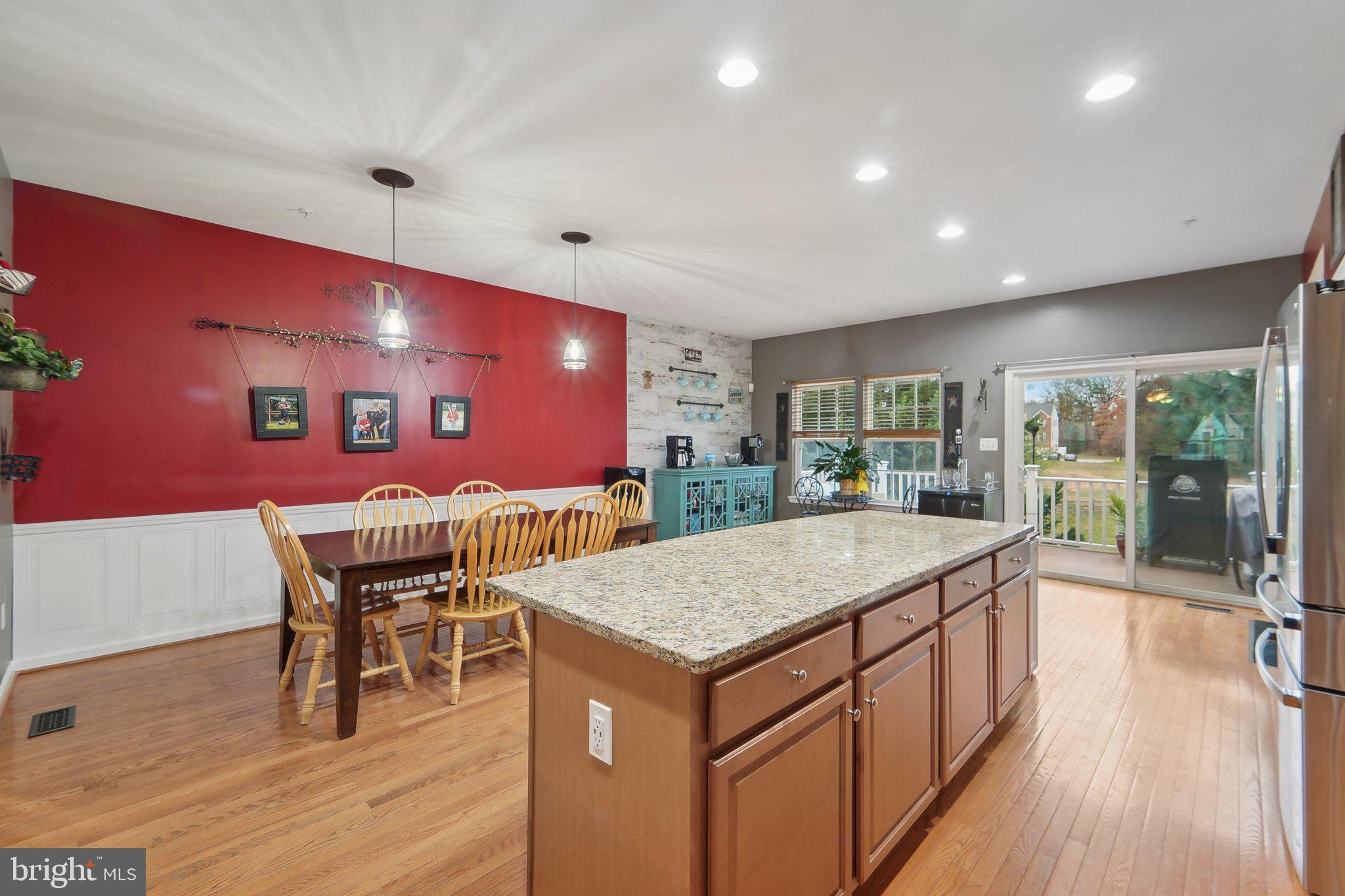 PINE RIDGE CROSSING - Residential