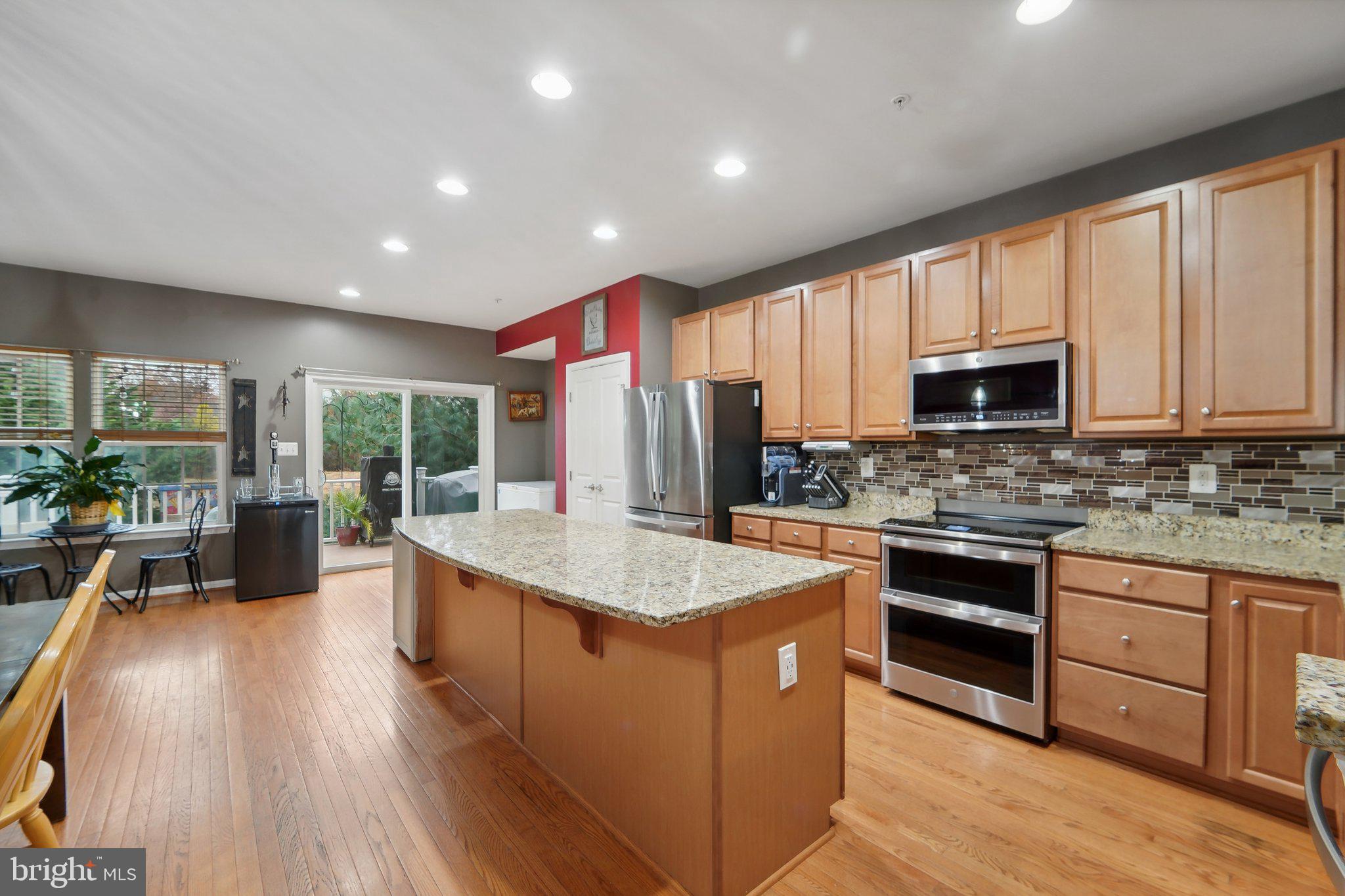 PINE RIDGE CROSSING - Residential