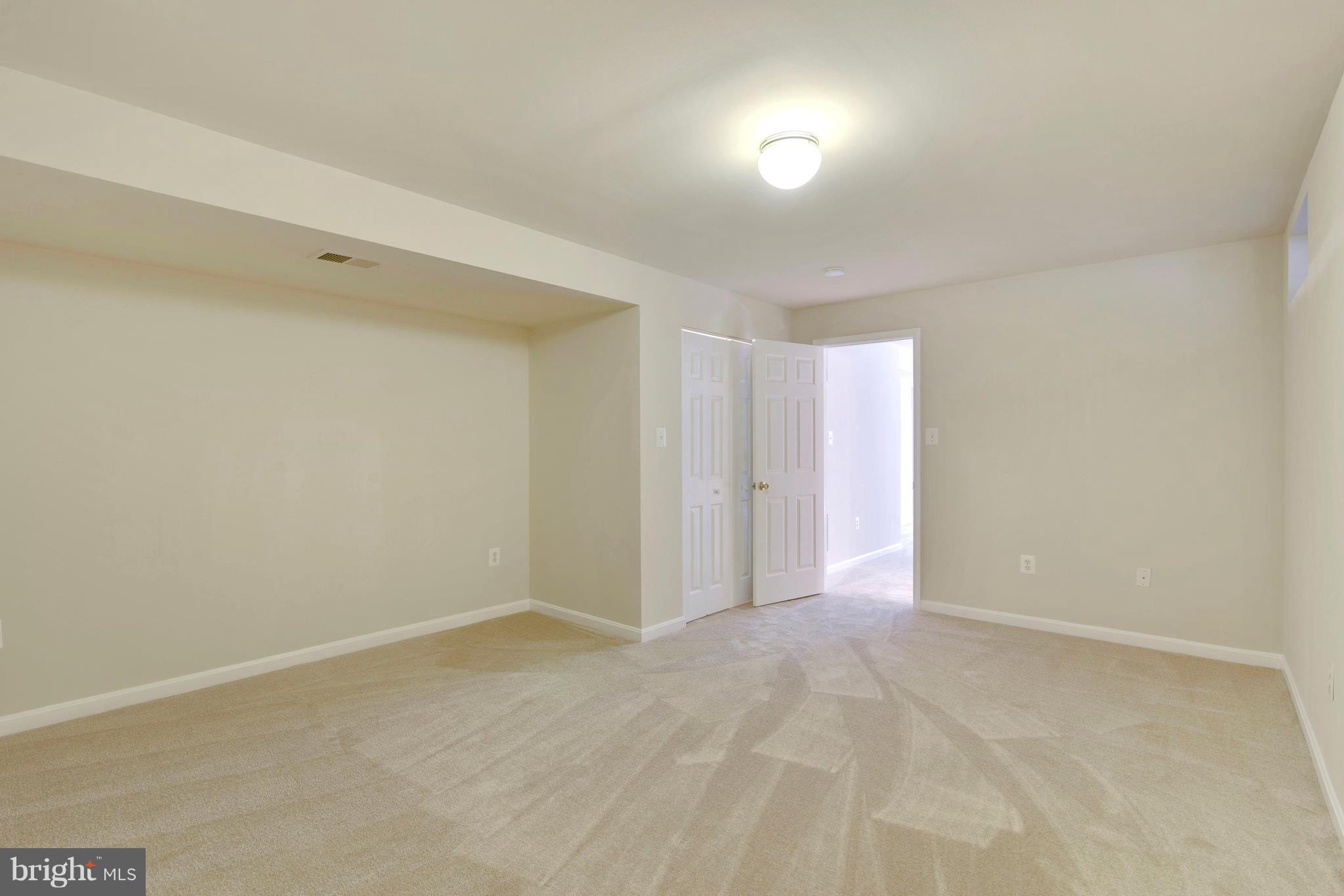 ASHLAND - Residential Lease