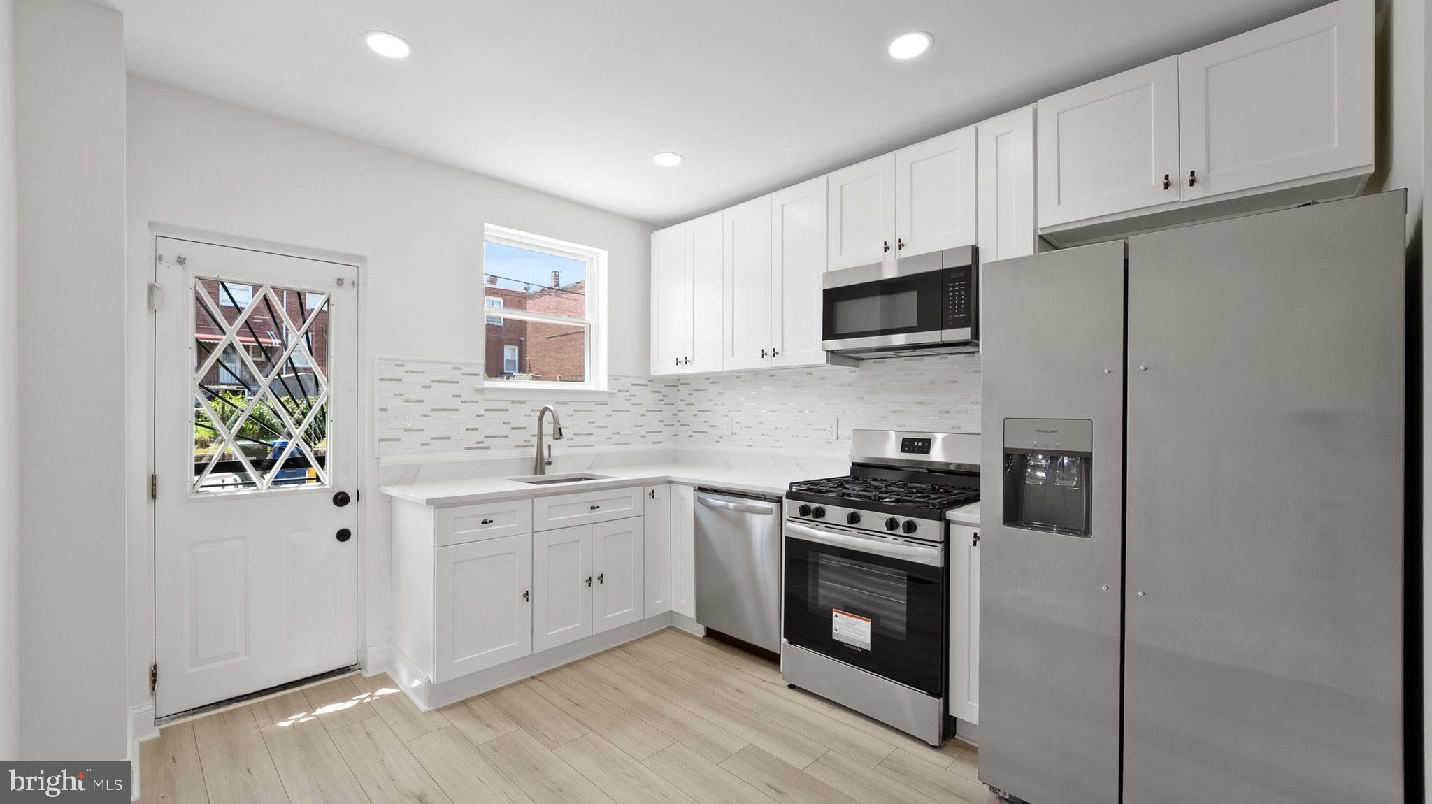 BELAIR-EDISON - Residential