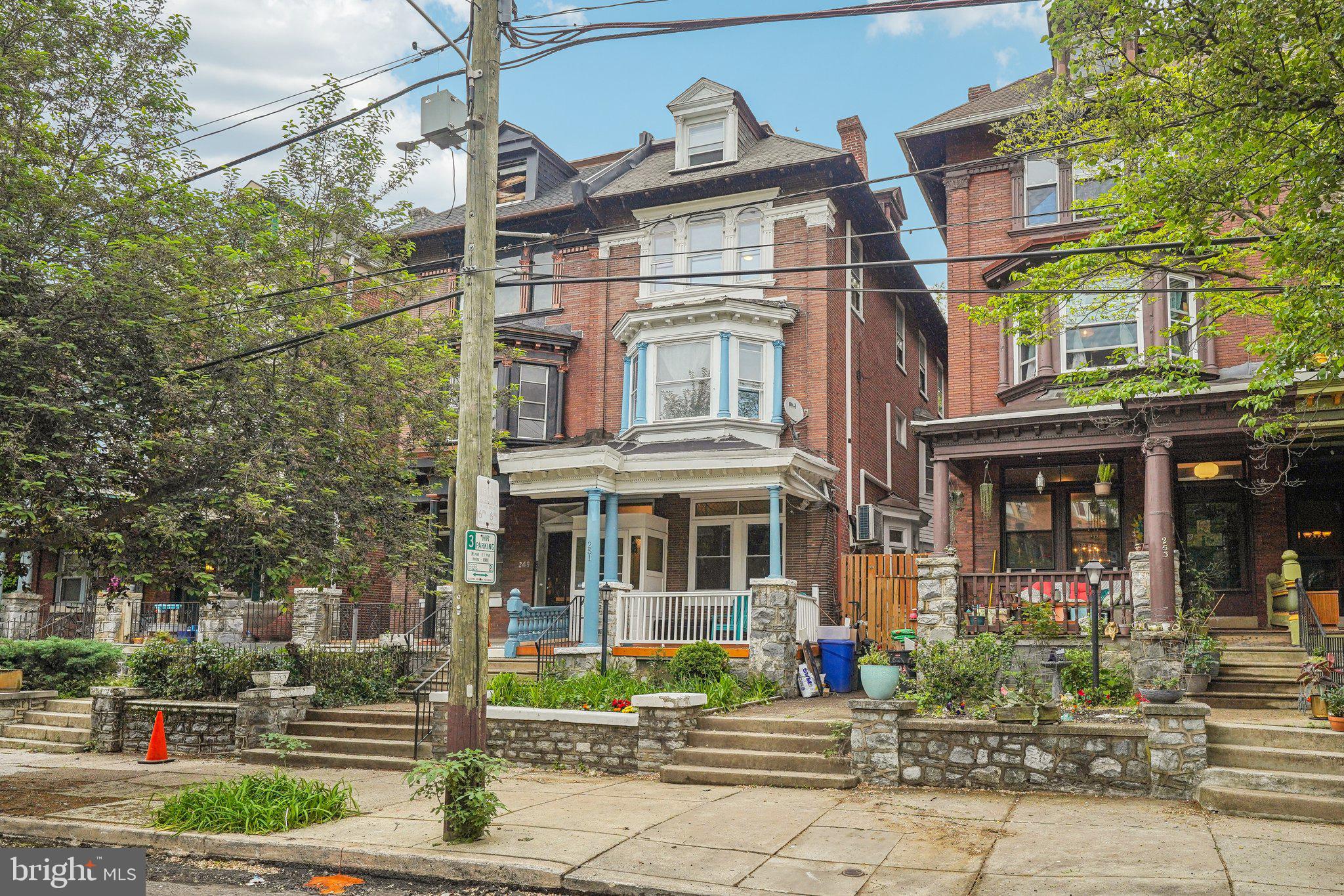 SPRUCE HILL - Residential Lease