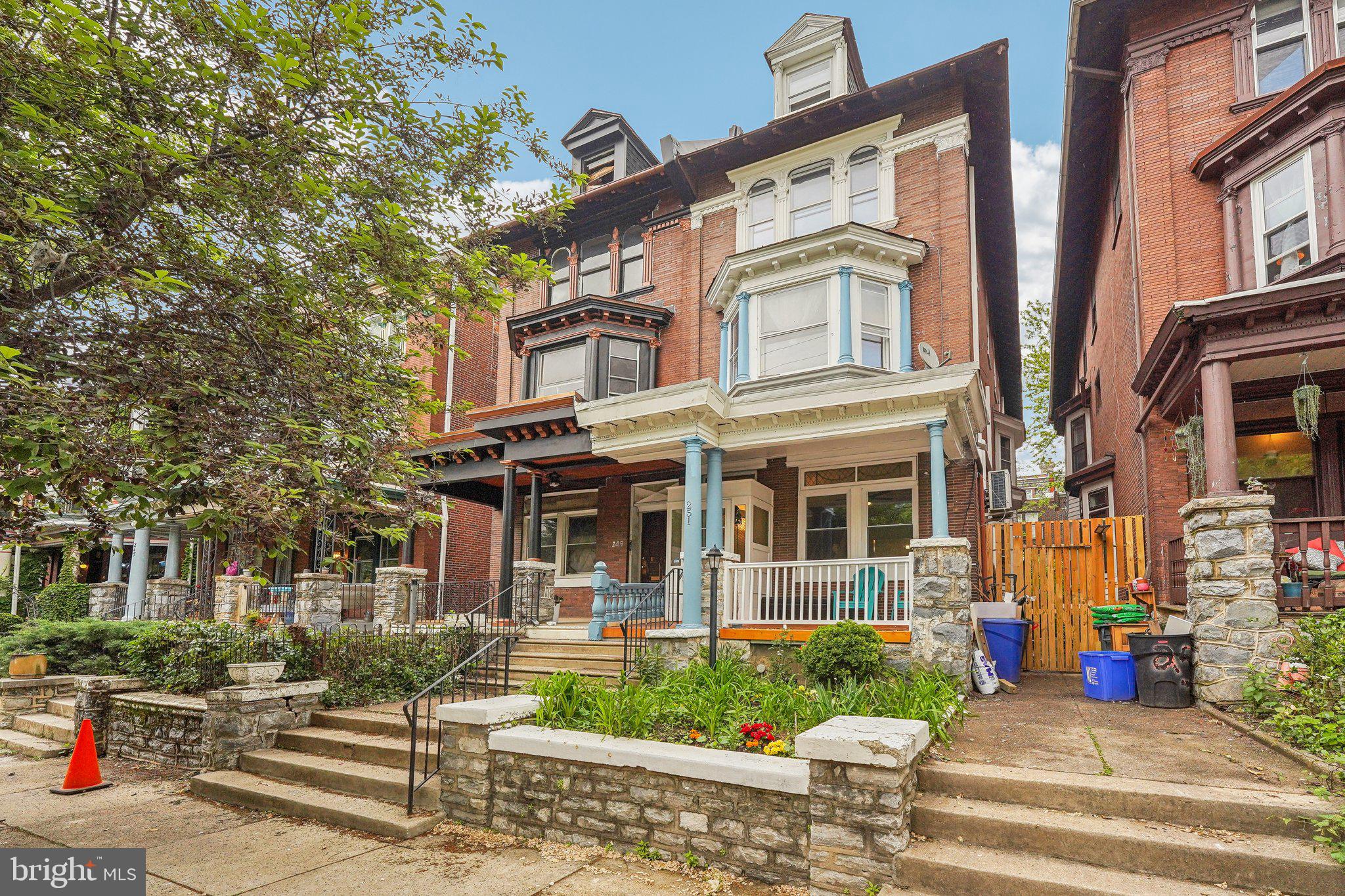 SPRUCE HILL - Residential Lease