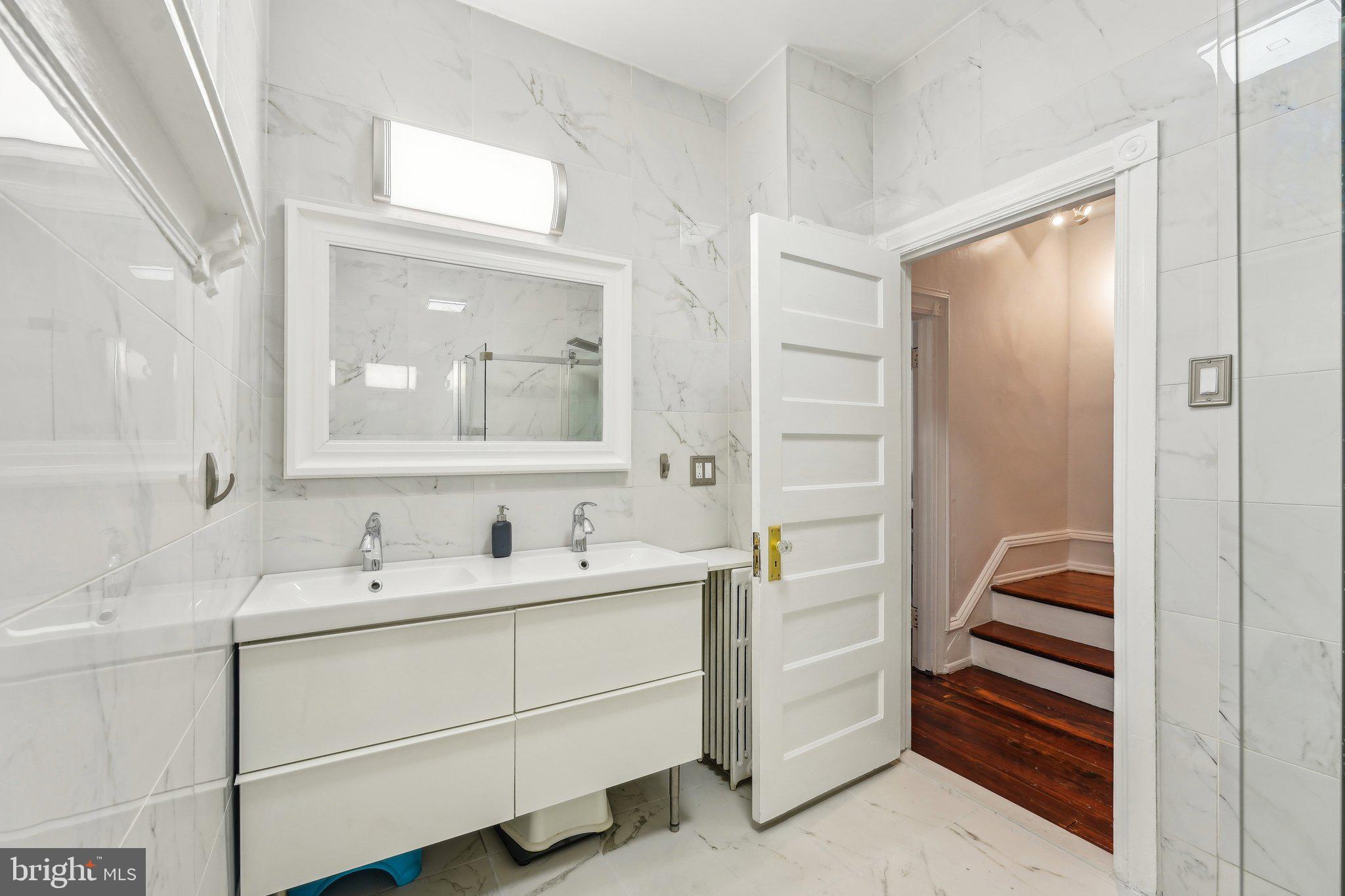 SPRUCE HILL - Residential Lease