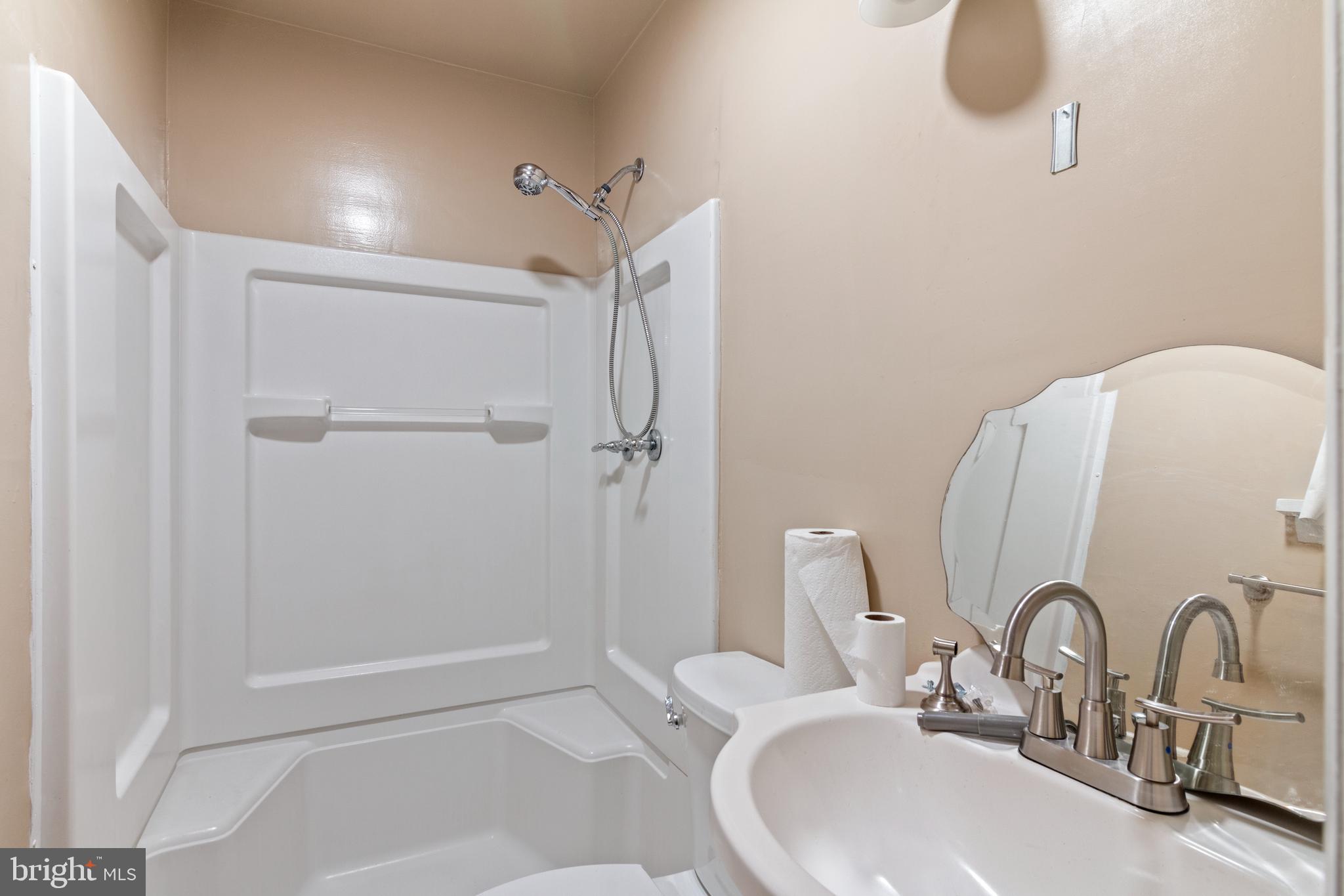 GLENN DALE - Residential