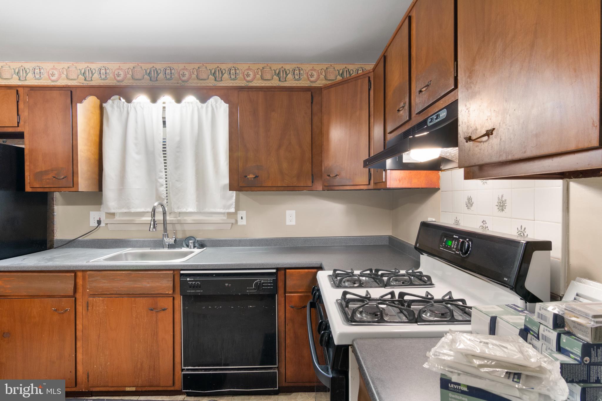 GLENN DALE - Residential