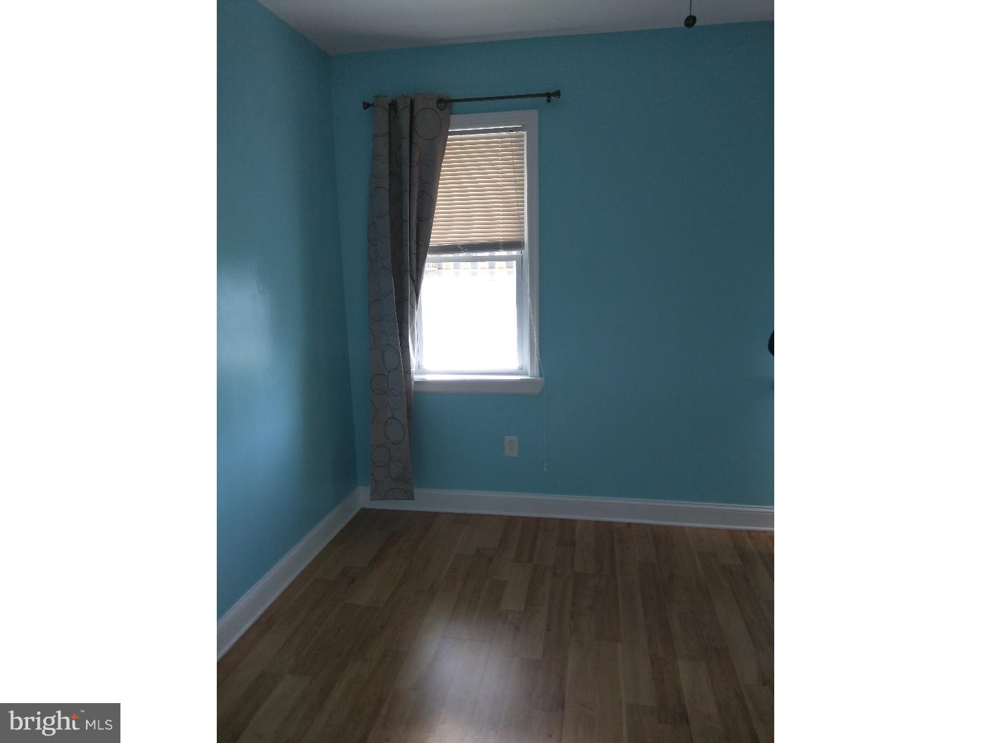 PORT RICHMOND - Residential Lease