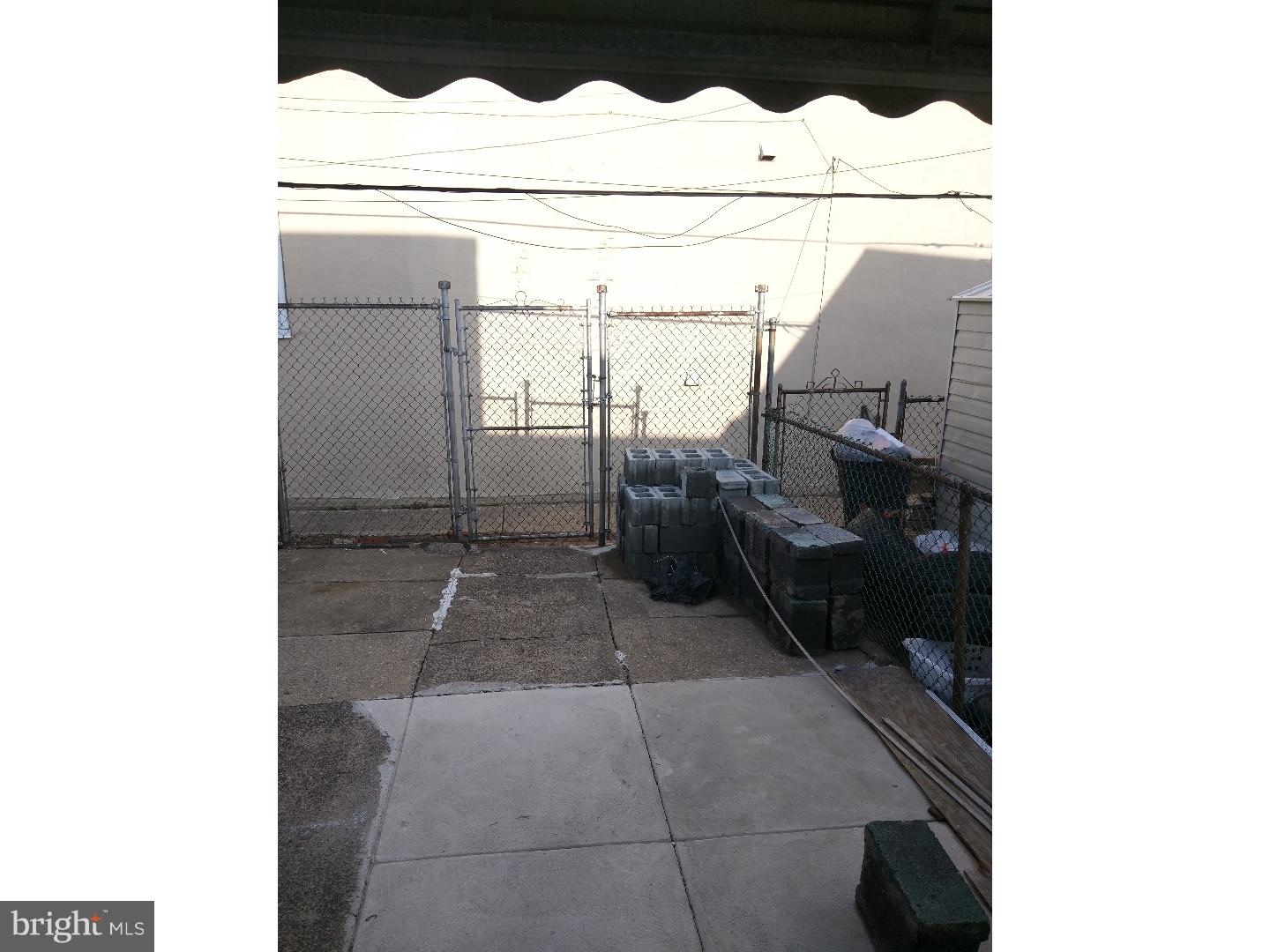 PORT RICHMOND - Residential Lease