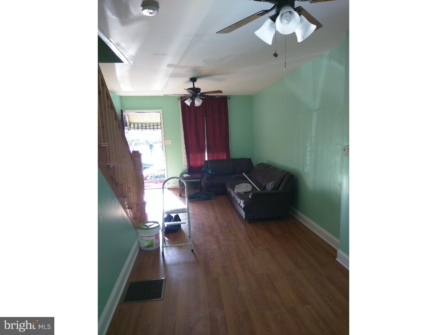 PORT RICHMOND - Residential Lease