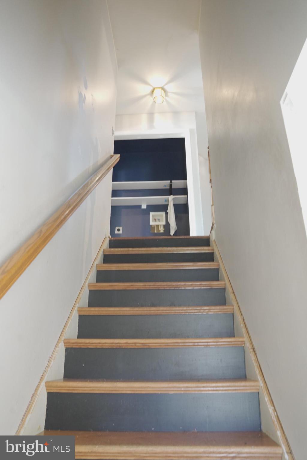 LAUREL RIDGE - Residential