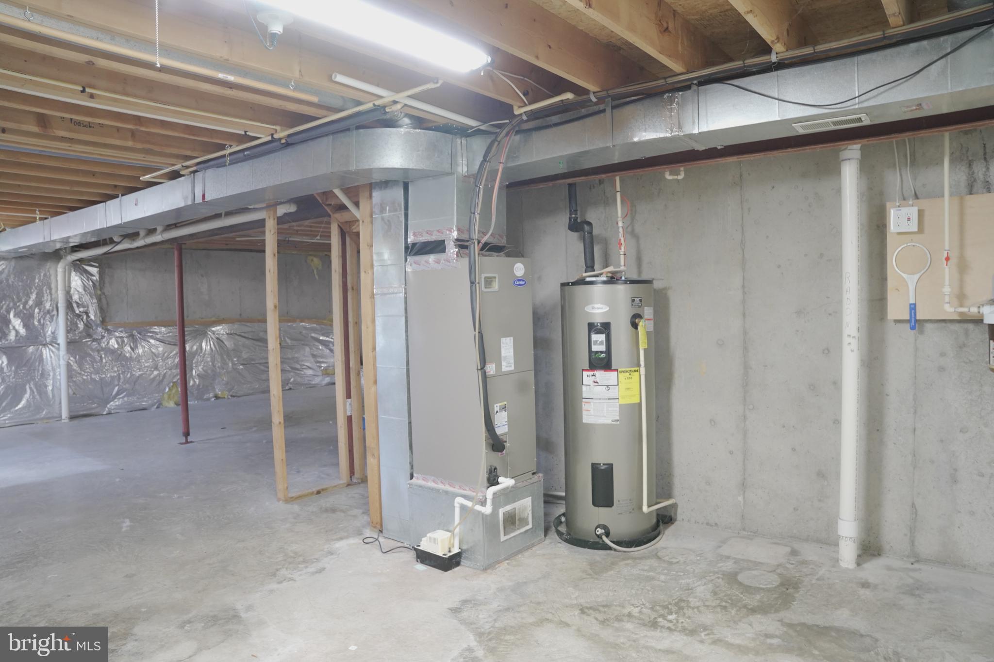 LAUREL RIDGE - Residential