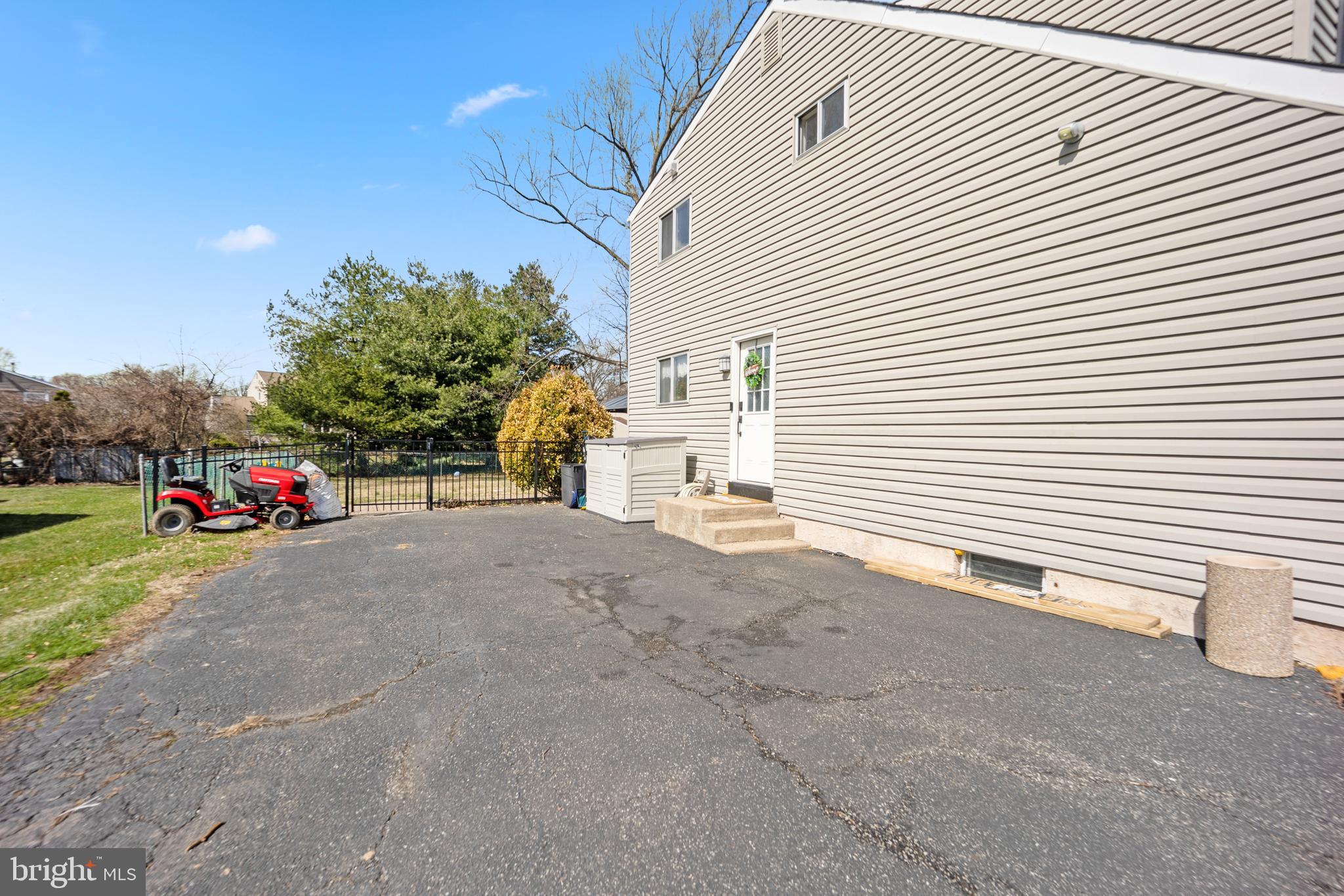 GLEN VIEW PARK - Residential