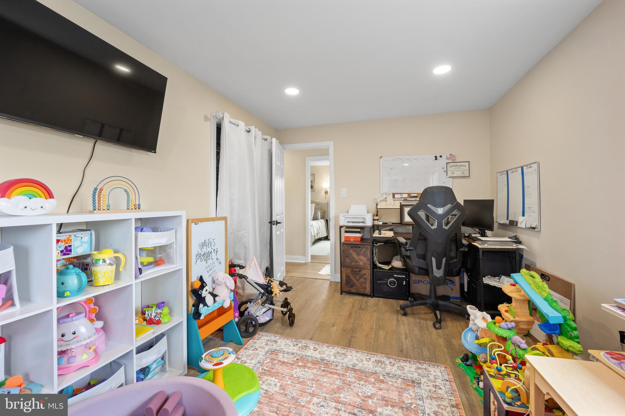 GLEN VIEW PARK - Residential