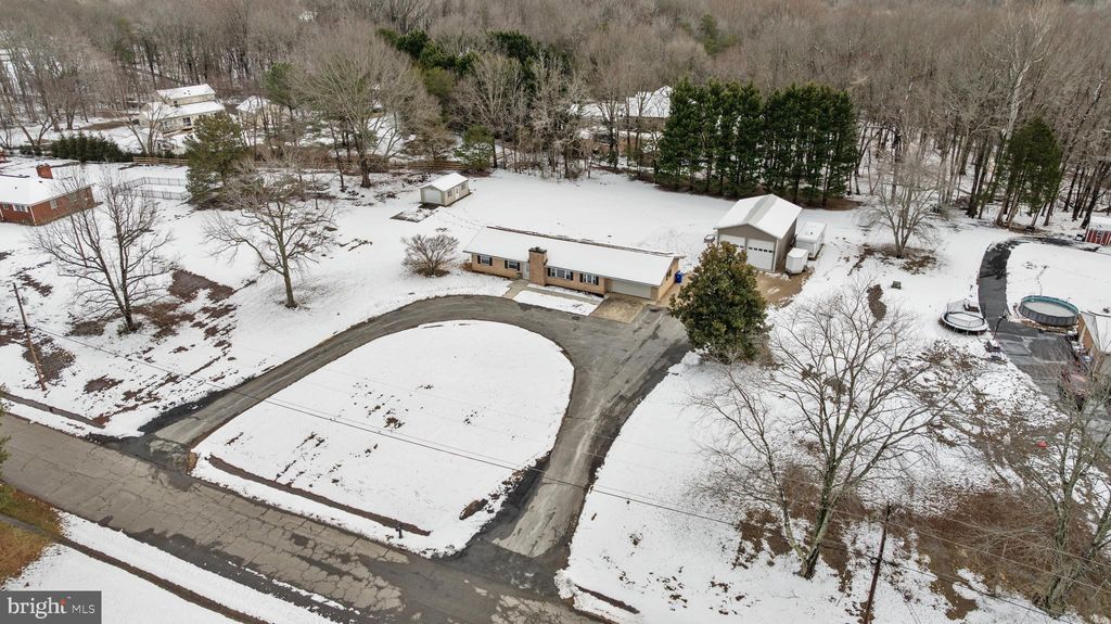 Photo of 4030 Ravine Drive, WHITE PLAINS, MD 20695 (MLS # MDCH2051616)