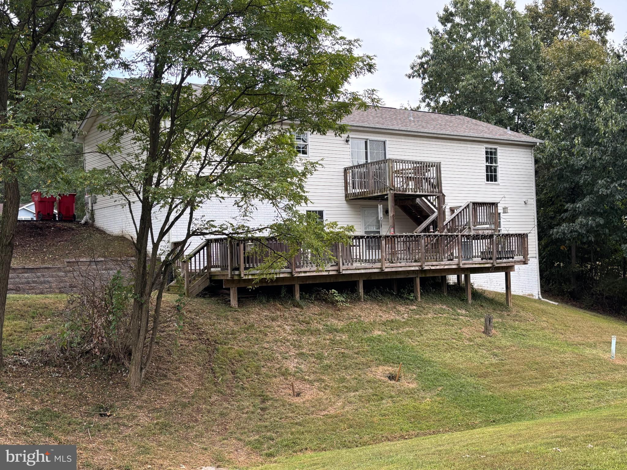 WOODRIDGE - Residential Lease