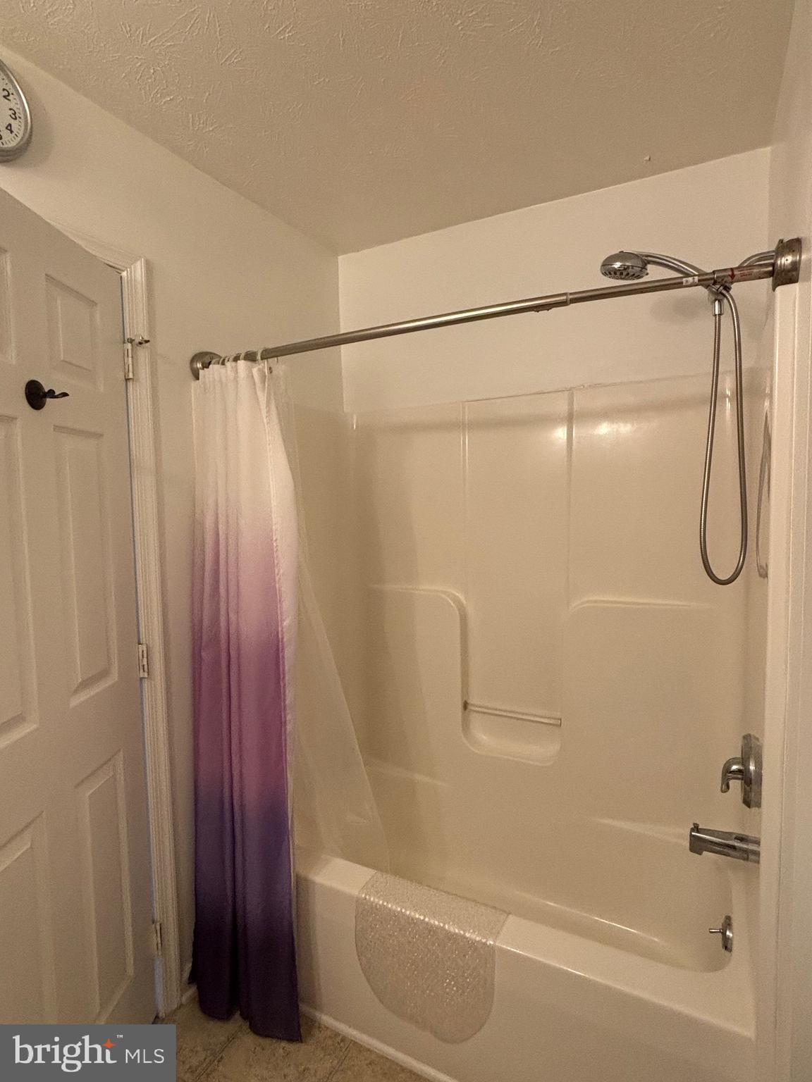 WOODRIDGE - Residential Lease