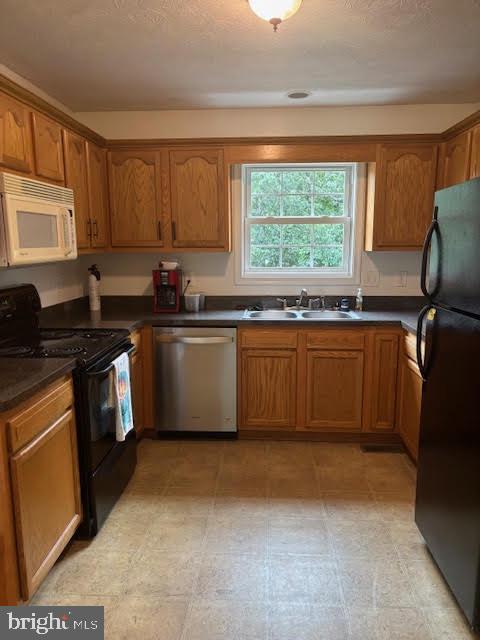 WOODRIDGE - Residential Lease