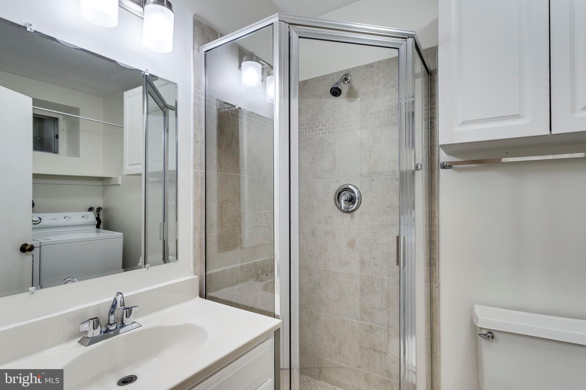 FAIRLINGTON GLEN - Residential Lease