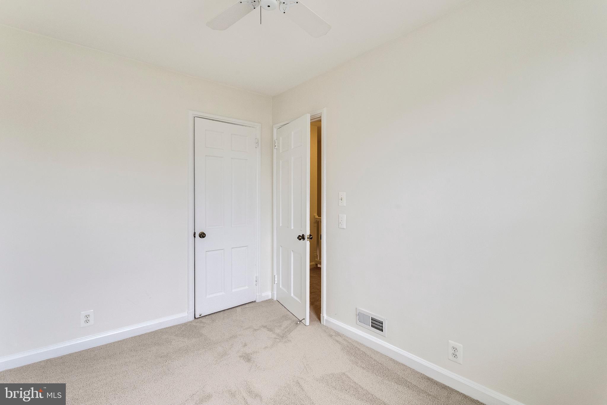 FAIRLINGTON GLEN - Residential Lease