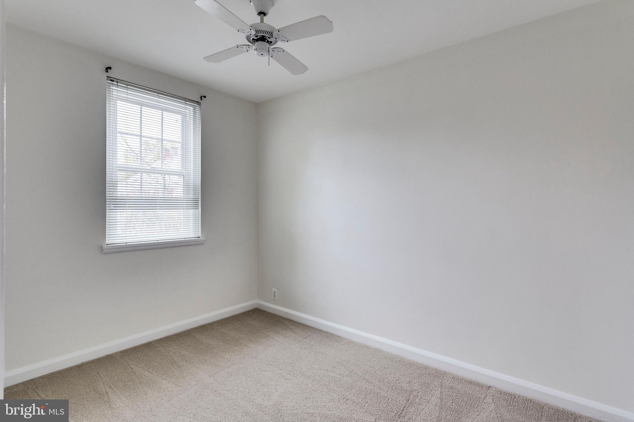 FAIRLINGTON GLEN - Residential Lease