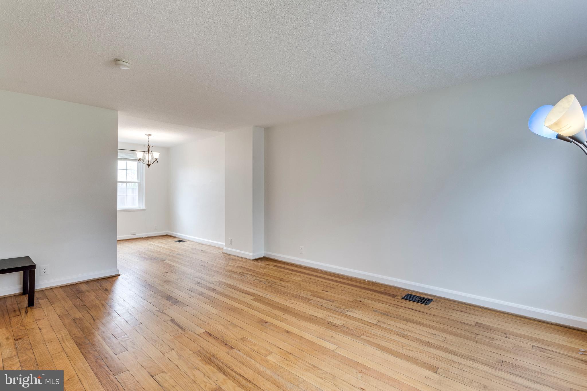 FAIRLINGTON GLEN - Residential Lease