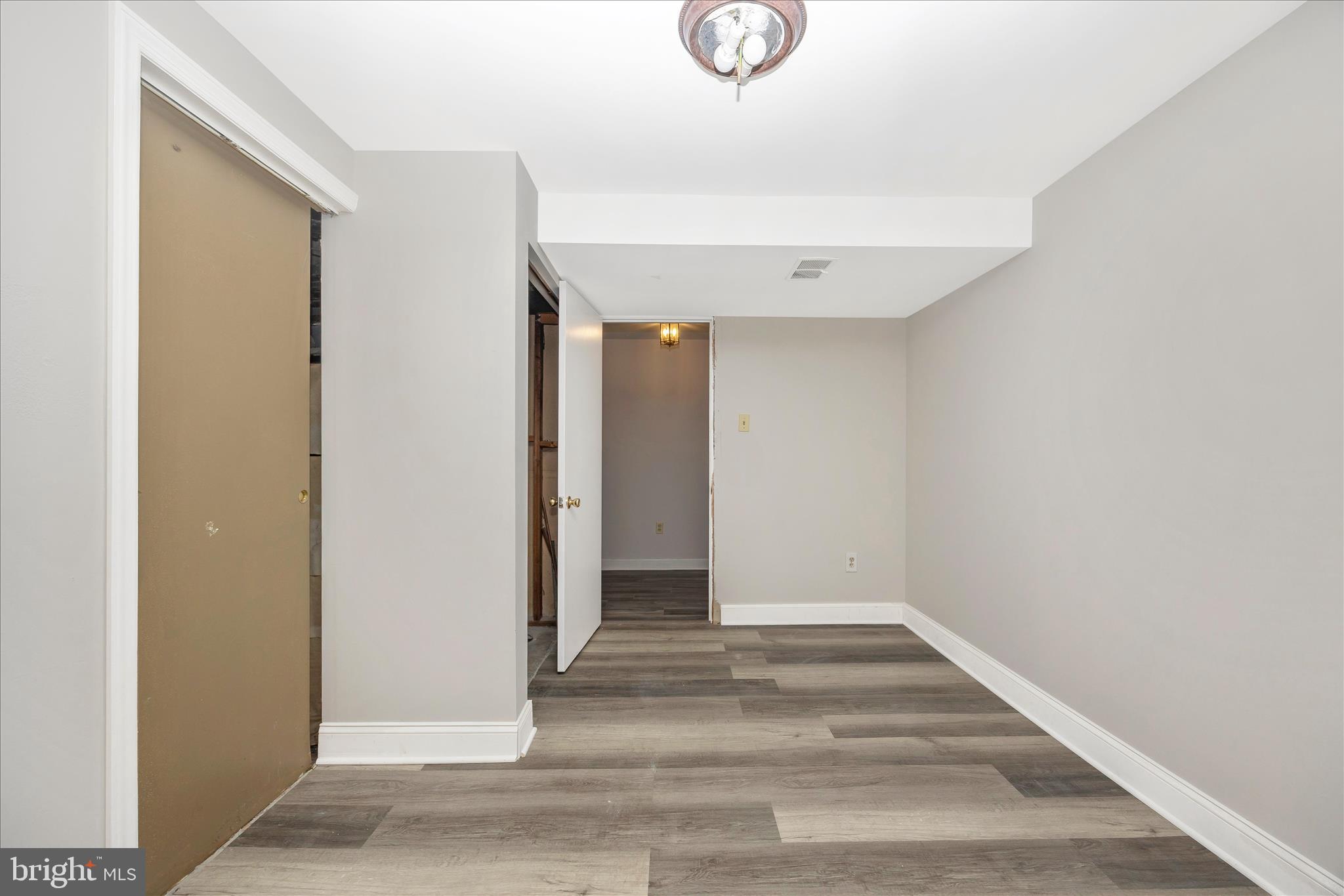 WOODMOOR - Residential