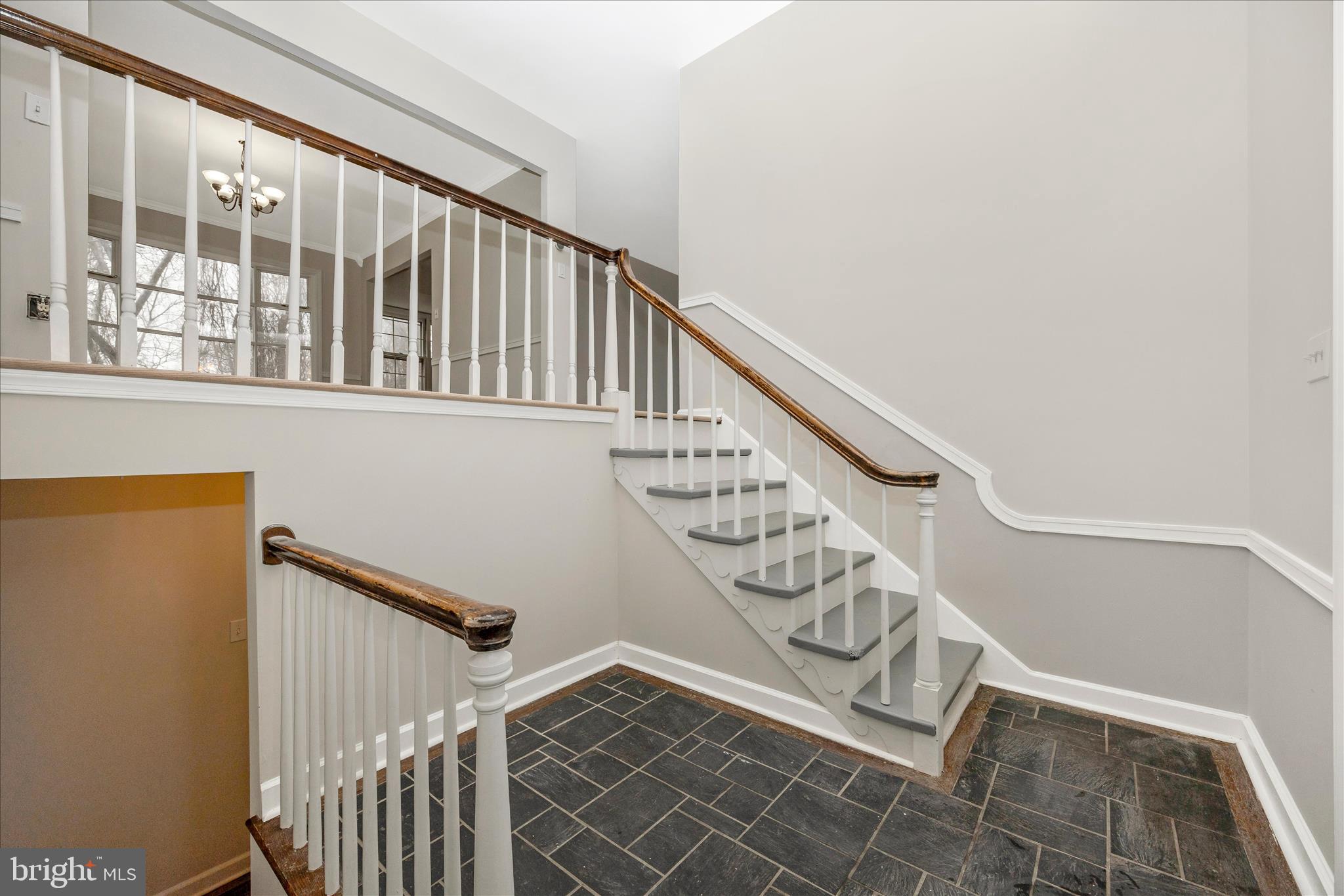 10800 LINCOLN HEIGHTS