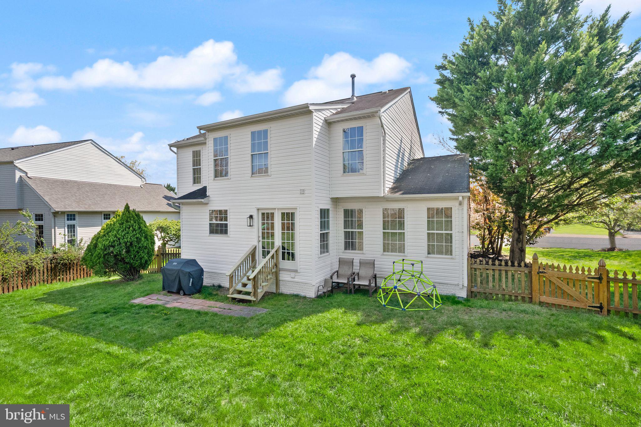 GREENHILL CROSSING - Residential