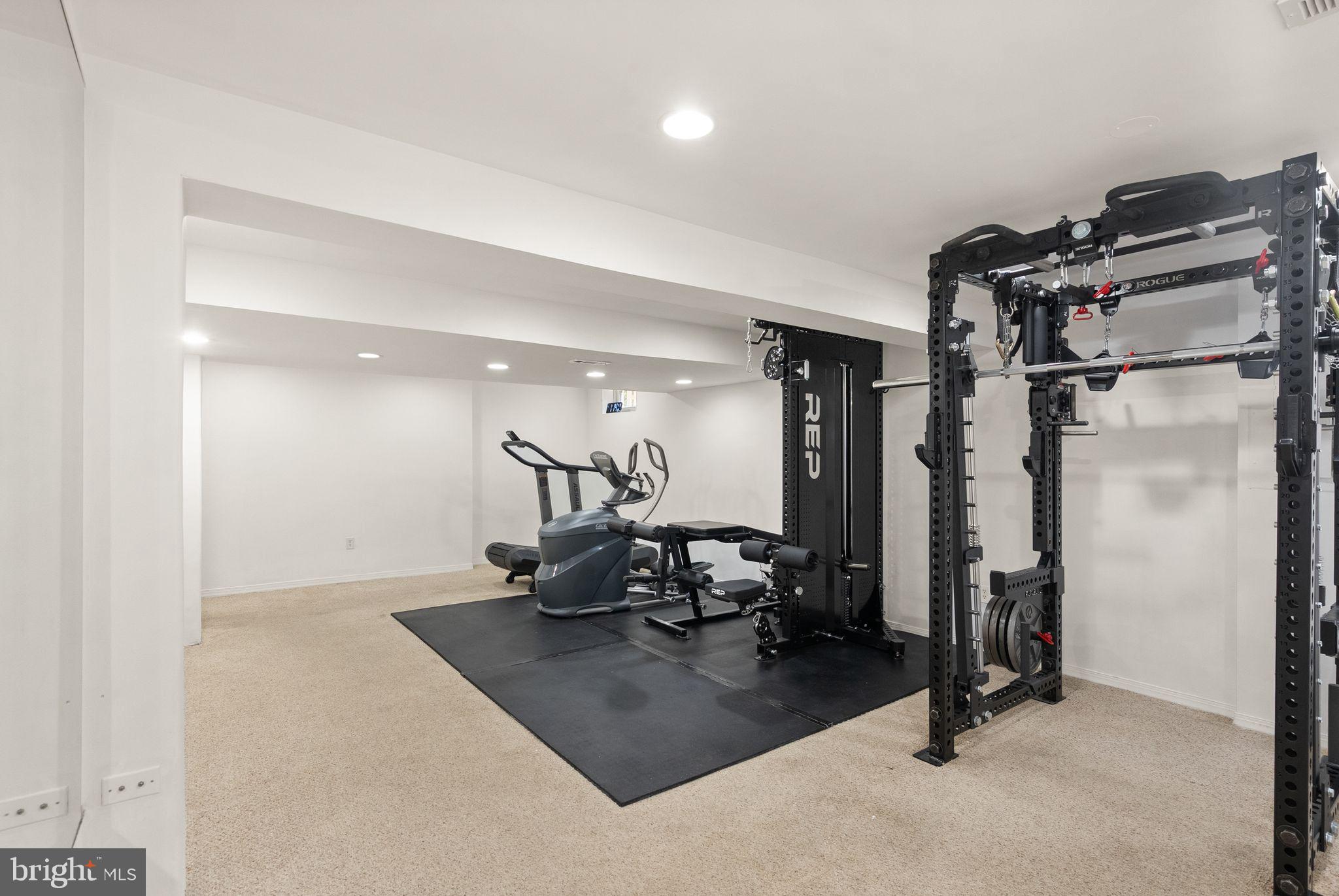 GREENHILL CROSSING - Residential