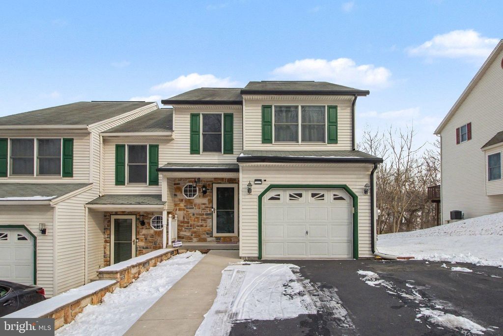 Photo of 568 Kelker Street, OBERLIN, PA 17113 (MLS # PADA2052804)